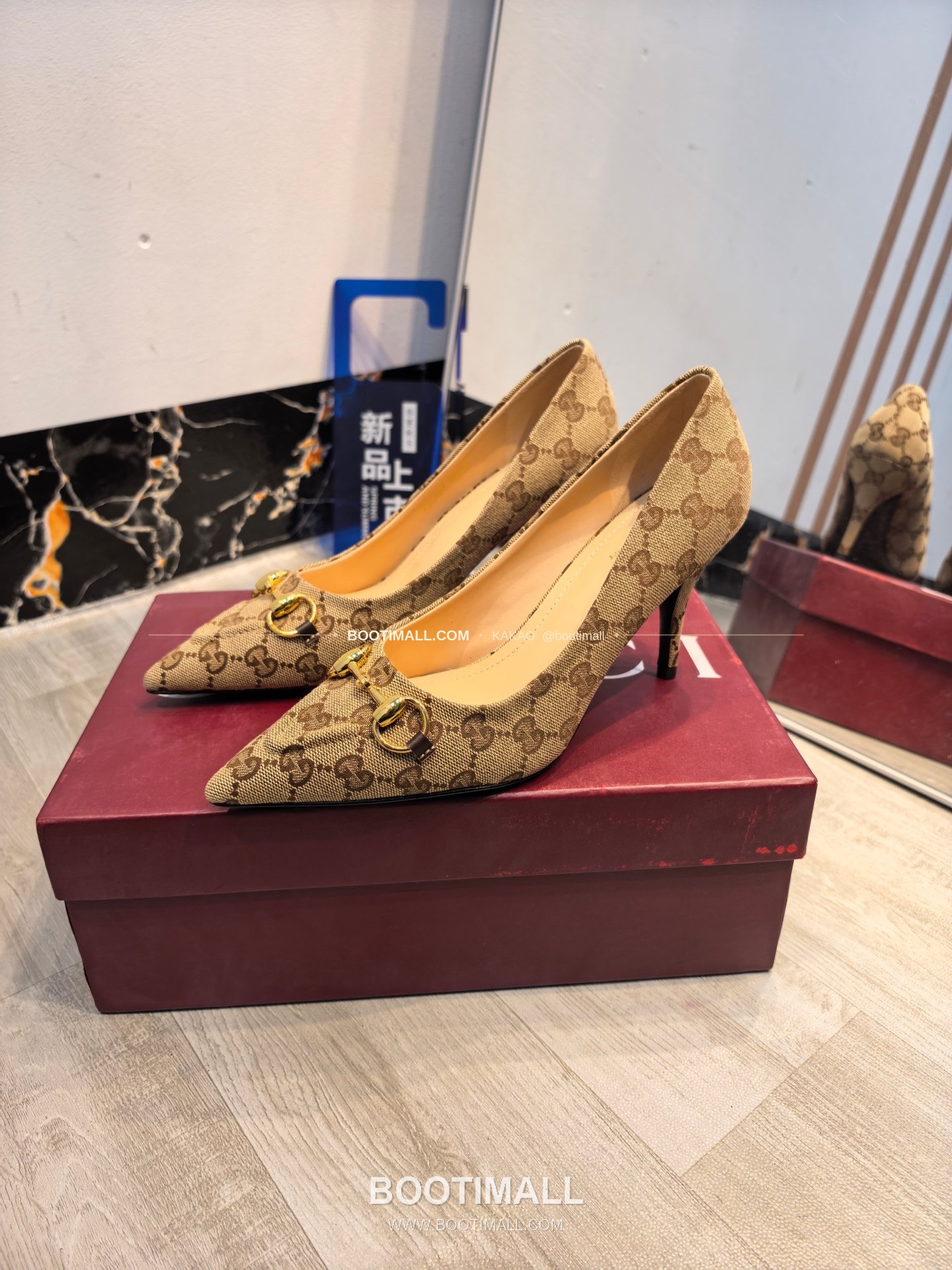 구찌 2026 소가죽 더블G 크리스탈 포인티드토 펌프스 Gucci 2026 Cow Leather Double G Crystal Pointed Toe Black Pumps 8.5cm 3