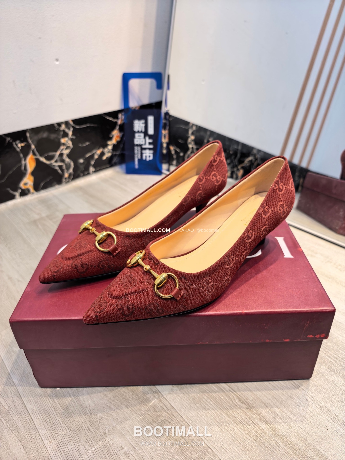 구찌 2026 소가죽 더블G 크리스탈 포인티드토 펌프스 Gucci 2026 Cow Leather Double G Crystal Pointed Toe Black Pumps 8.5cm 3