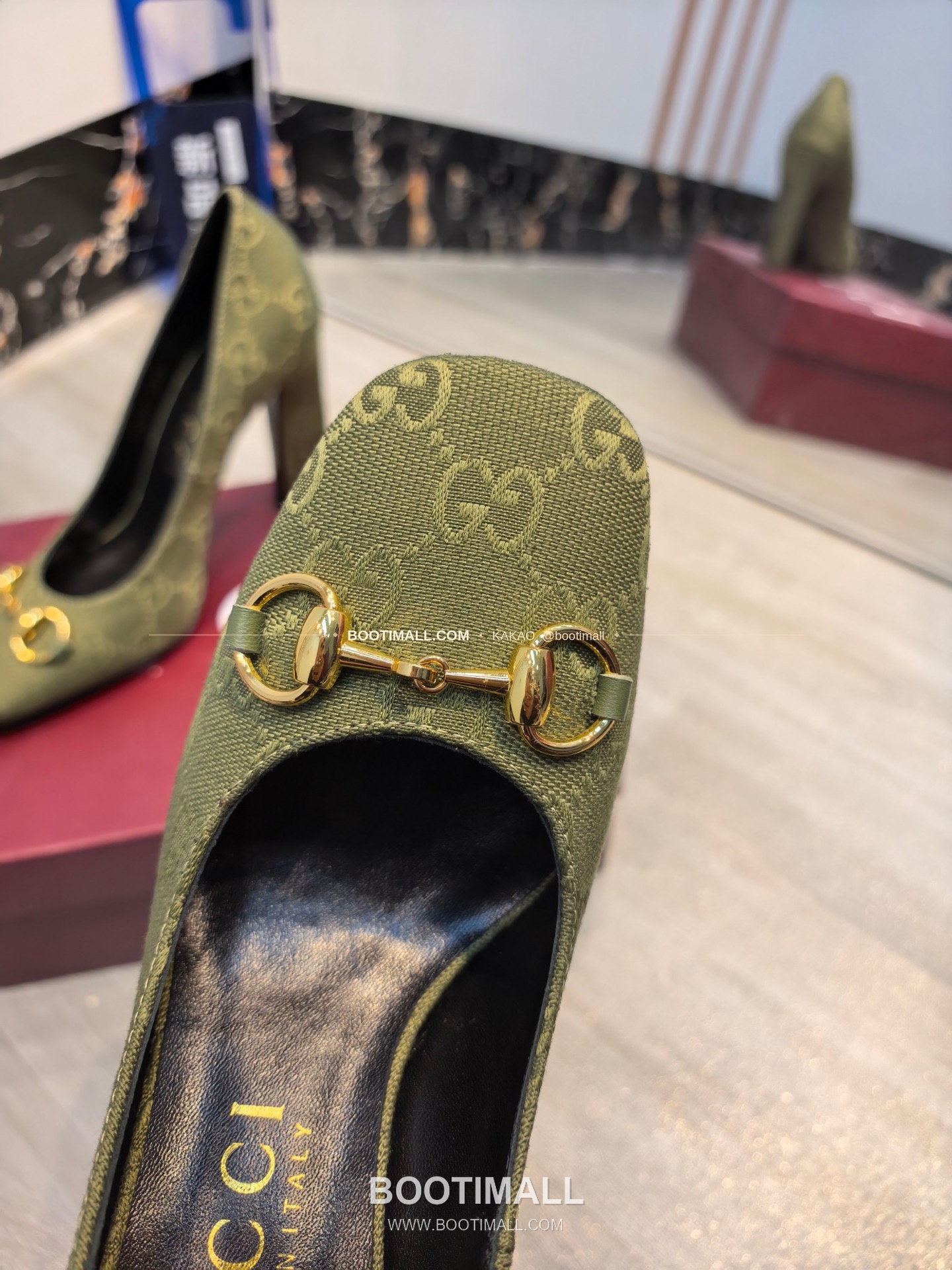 구찌 2026 소가죽 GG프린트 호스빗 라운드토 펌프스 Gucci 2026 Cow Leather GG Print Horsebit Round Toe Black Pumps 7.5cm 6