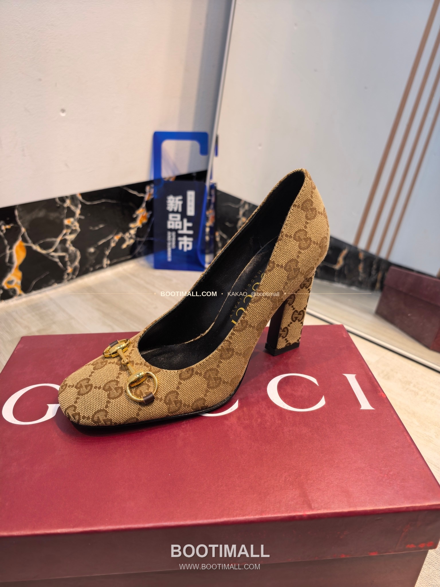 구찌 2026 소가죽 GG프린트 호스빗 라운드토 펌프스 Gucci 2026 Cow Leather GG Print Horsebit Round Toe Black Pumps 7.5cm 4