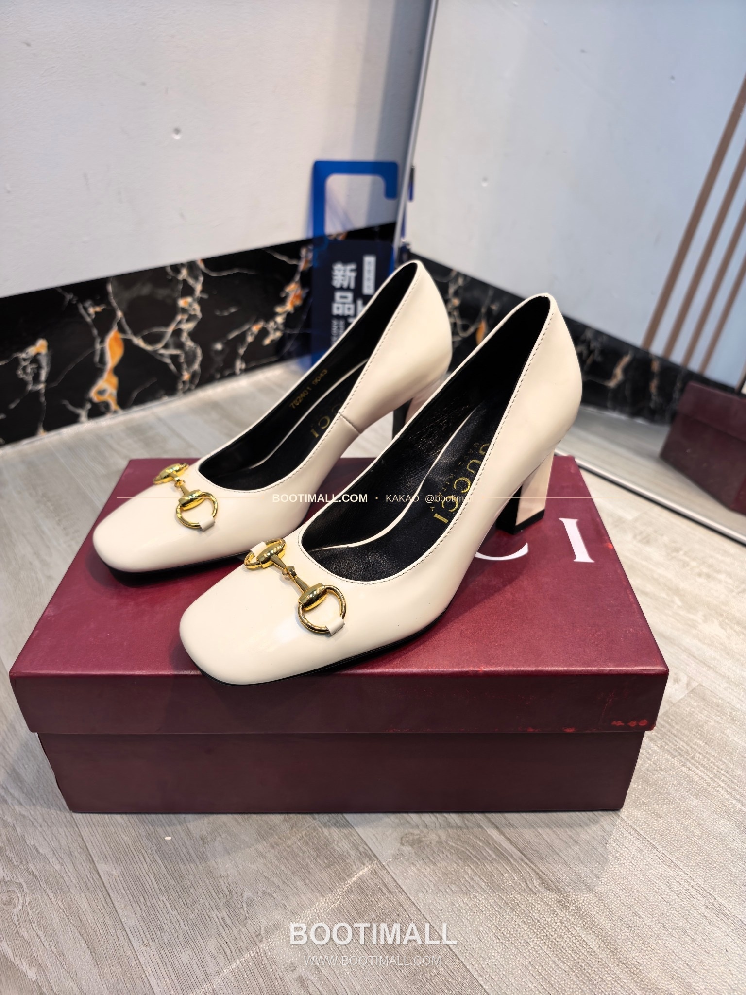 구찌 2026 소가죽 GG프린트 호스빗 라운드토 펌프스 Gucci 2026 Cow Leather GG Print Horsebit Round Toe Black Pumps 7.5cm 3