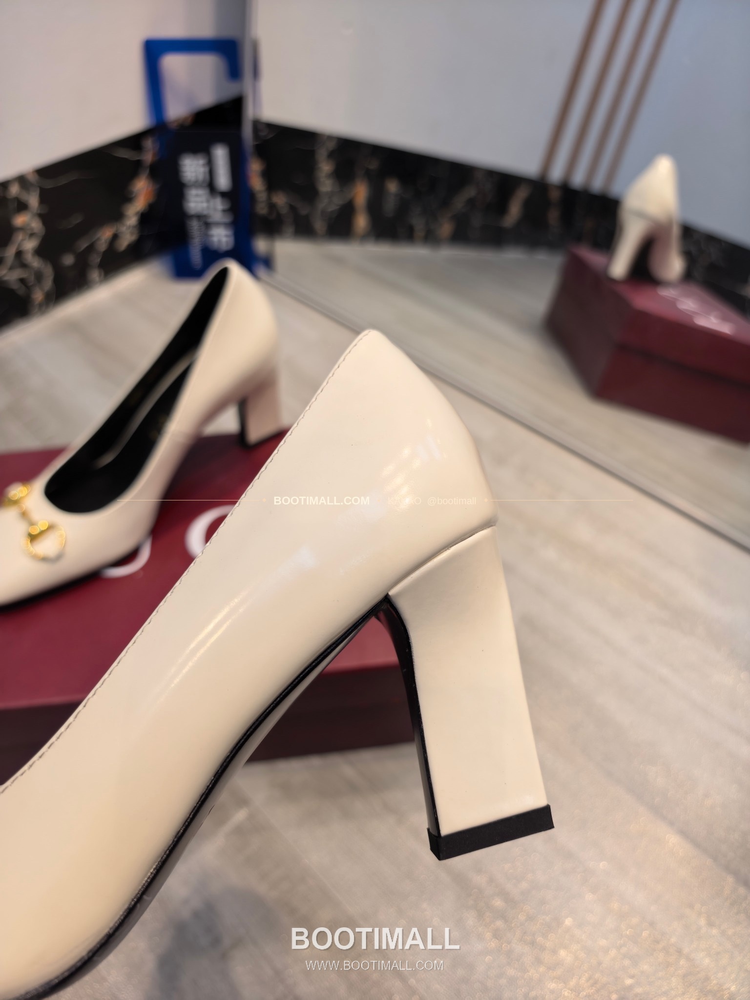 구찌 2026 소가죽 GG프린트 호스빗 라운드토 펌프스 Gucci 2026 Cow Leather GG Print Horsebit Round Toe Black Pumps 7.5cm 5