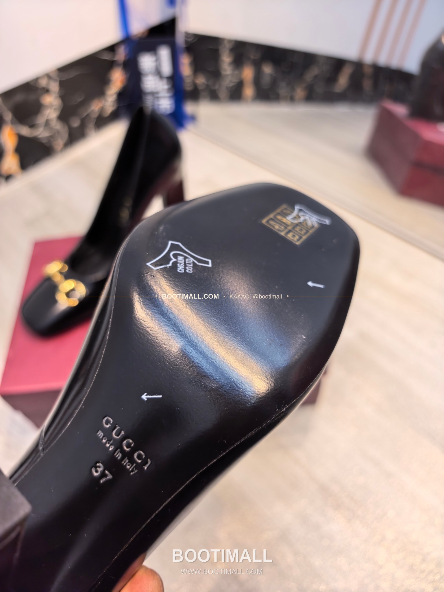 구찌 2026 소가죽 GG프린트 호스빗 라운드토 펌프스 Gucci 2026 Cow Leather GG Print Horsebit Round Toe Black Pumps 7.5cm 9