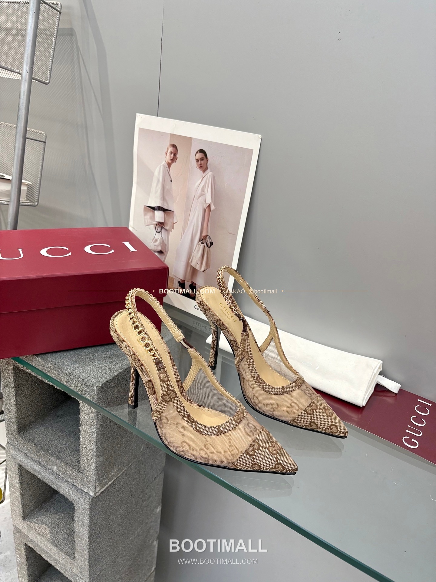 구찌 2026 메쉬 GG 로고 체인 포인티드토 샌들 Gucci 2026 Mesh GG Logo Chain Pointed Toe Black Sandals 10cm 4