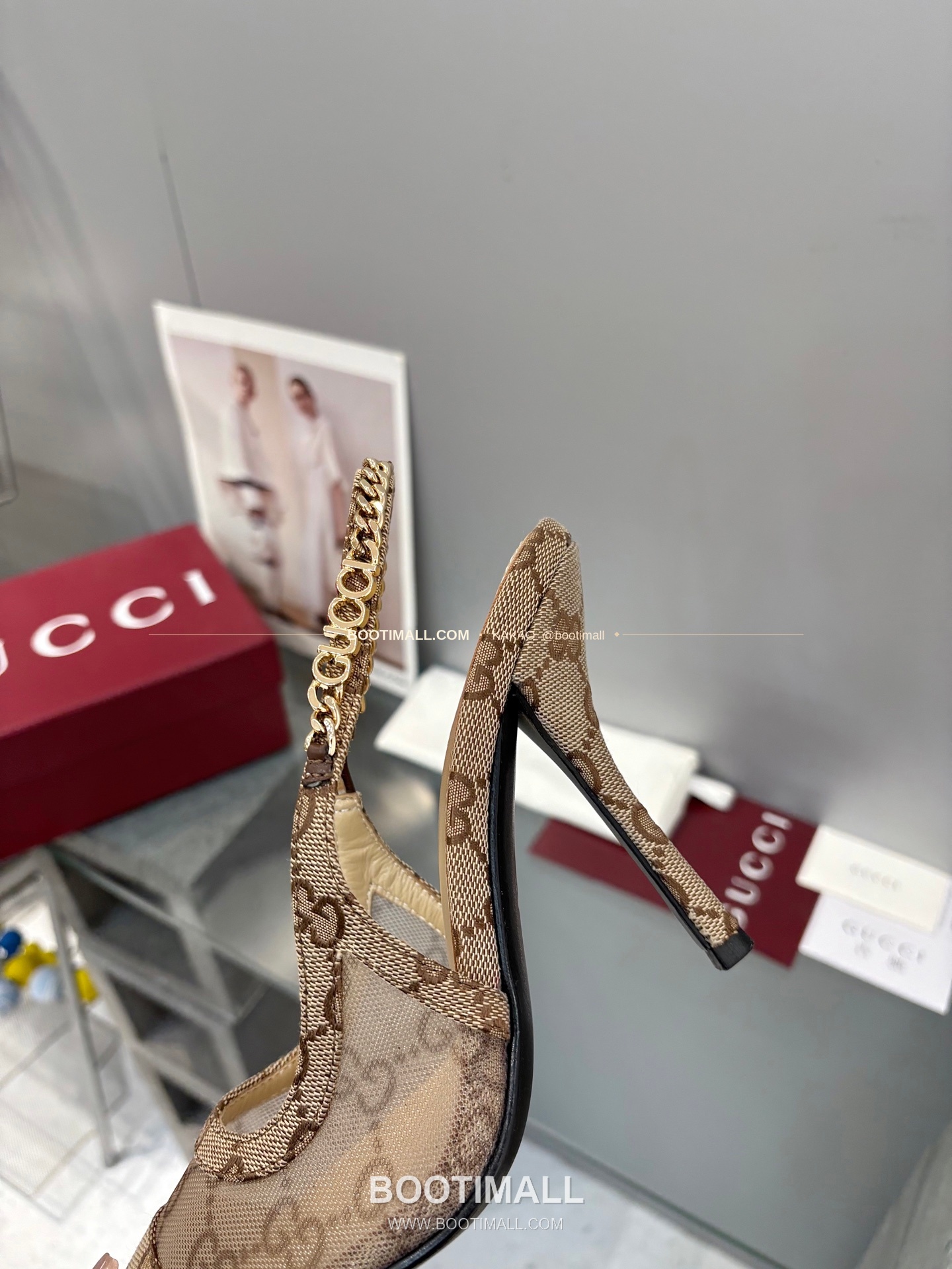 구찌 2026 메쉬 GG 로고 체인 포인티드토 샌들 Gucci 2026 Mesh GG Logo Chain Pointed Toe Black Sandals 10cm 7