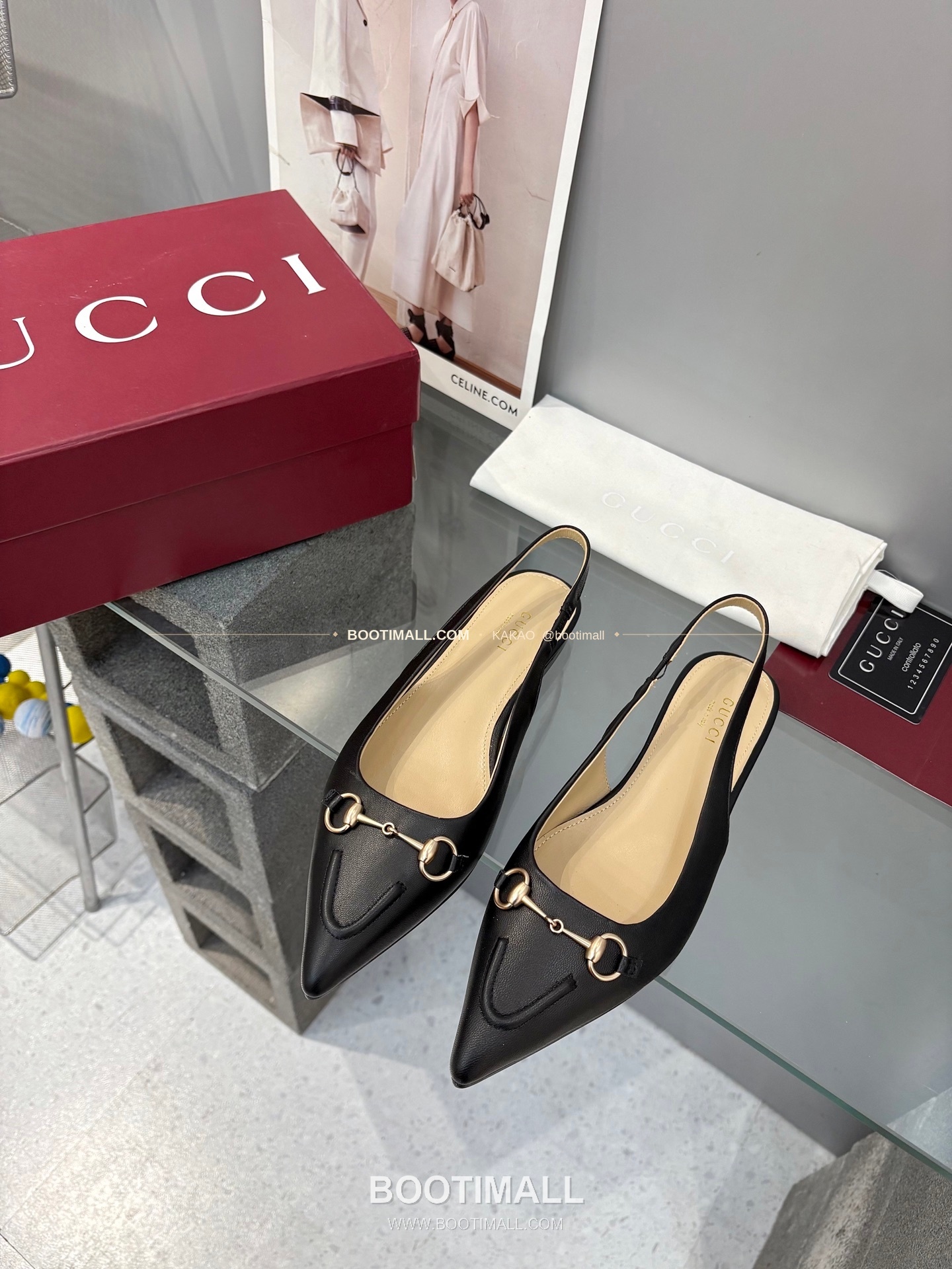 구찌 2026 페이턴트 소가죽 GG 메탈 스트랩 블랙 플랫 샌들 Gucci 2026 Patent Cow Leather GG Metal Strap Black Flat Sandals 1