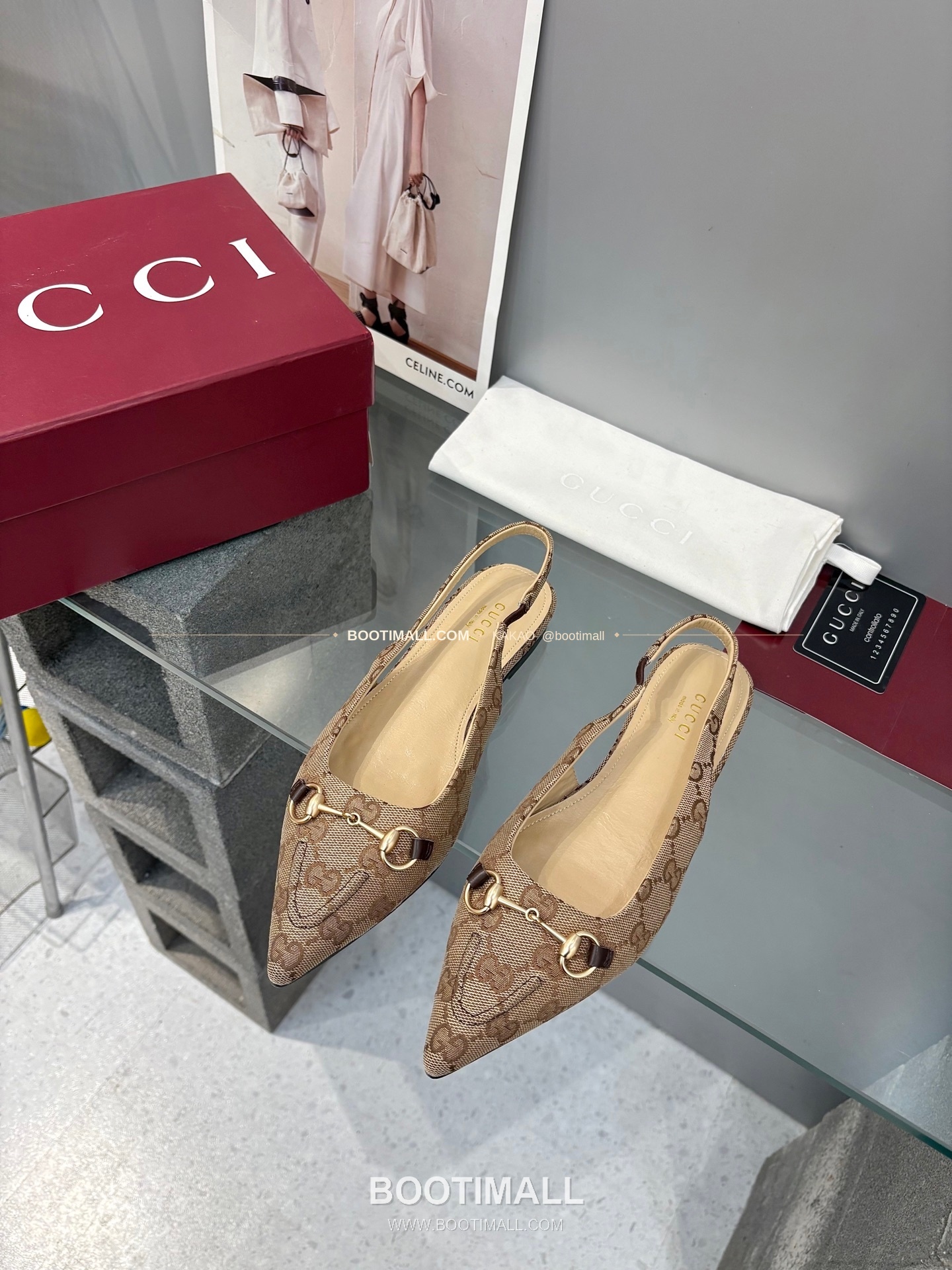 구찌 2026 페이턴트 소가죽 GG 메탈 스트랩 블랙 플랫 샌들 Gucci 2026 Patent Cow Leather GG Metal Strap Black Flat Sandals 1