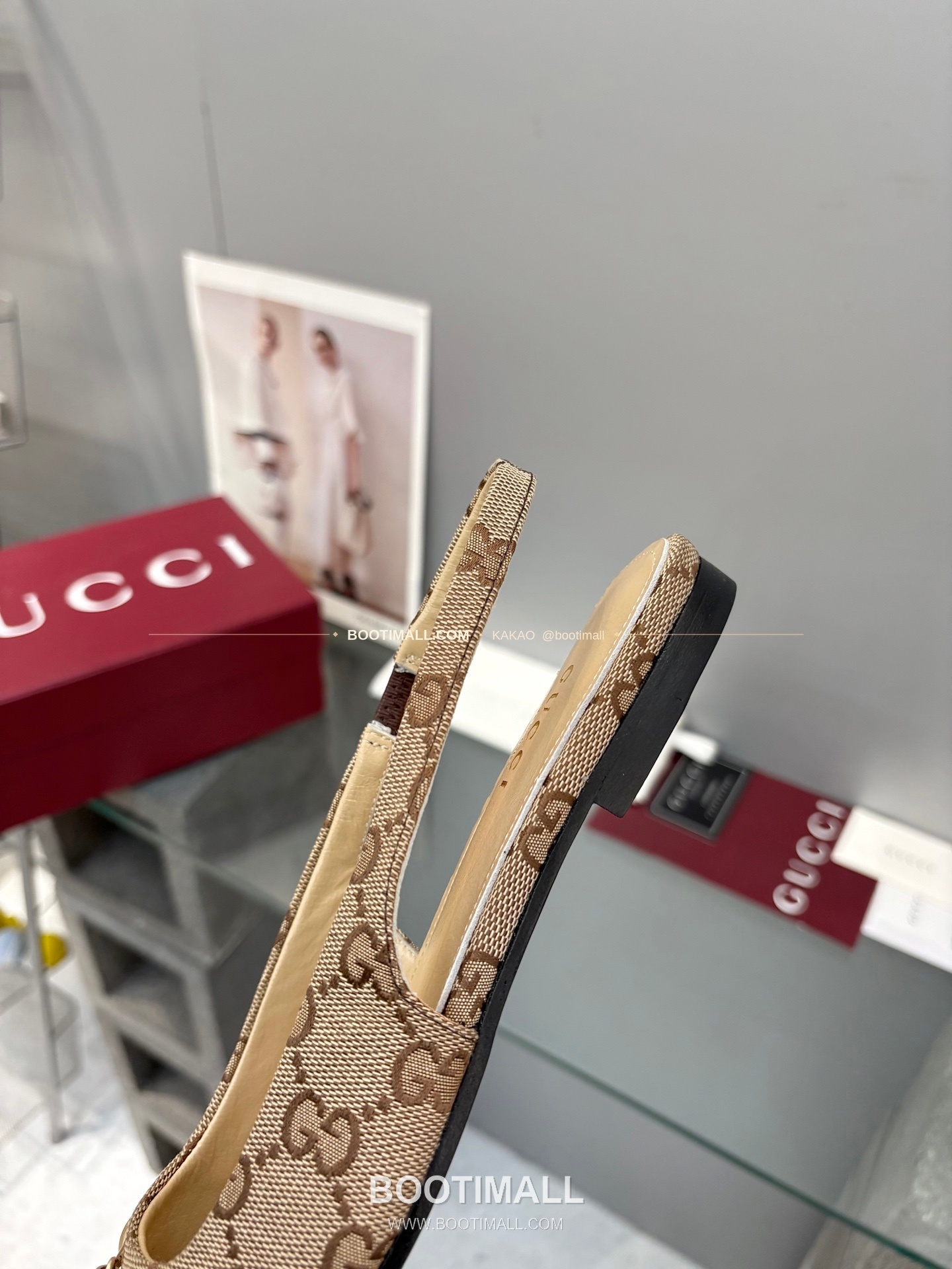 구찌 2026 페이턴트 소가죽 GG 메탈 스트랩 블랙 플랫 샌들 Gucci 2026 Patent Cow Leather GG Metal Strap Black Flat Sandals 6