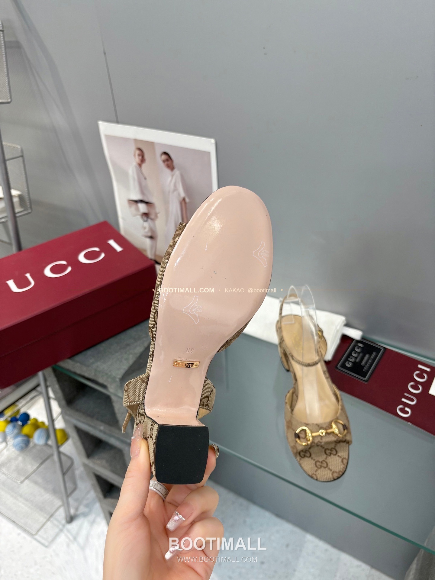 구찌 2026 양가죽 GG 메탈 스트랩 샌들 Gucci 2026 Lambskin GG Metal Strap Black Sandals 6.5cm 9