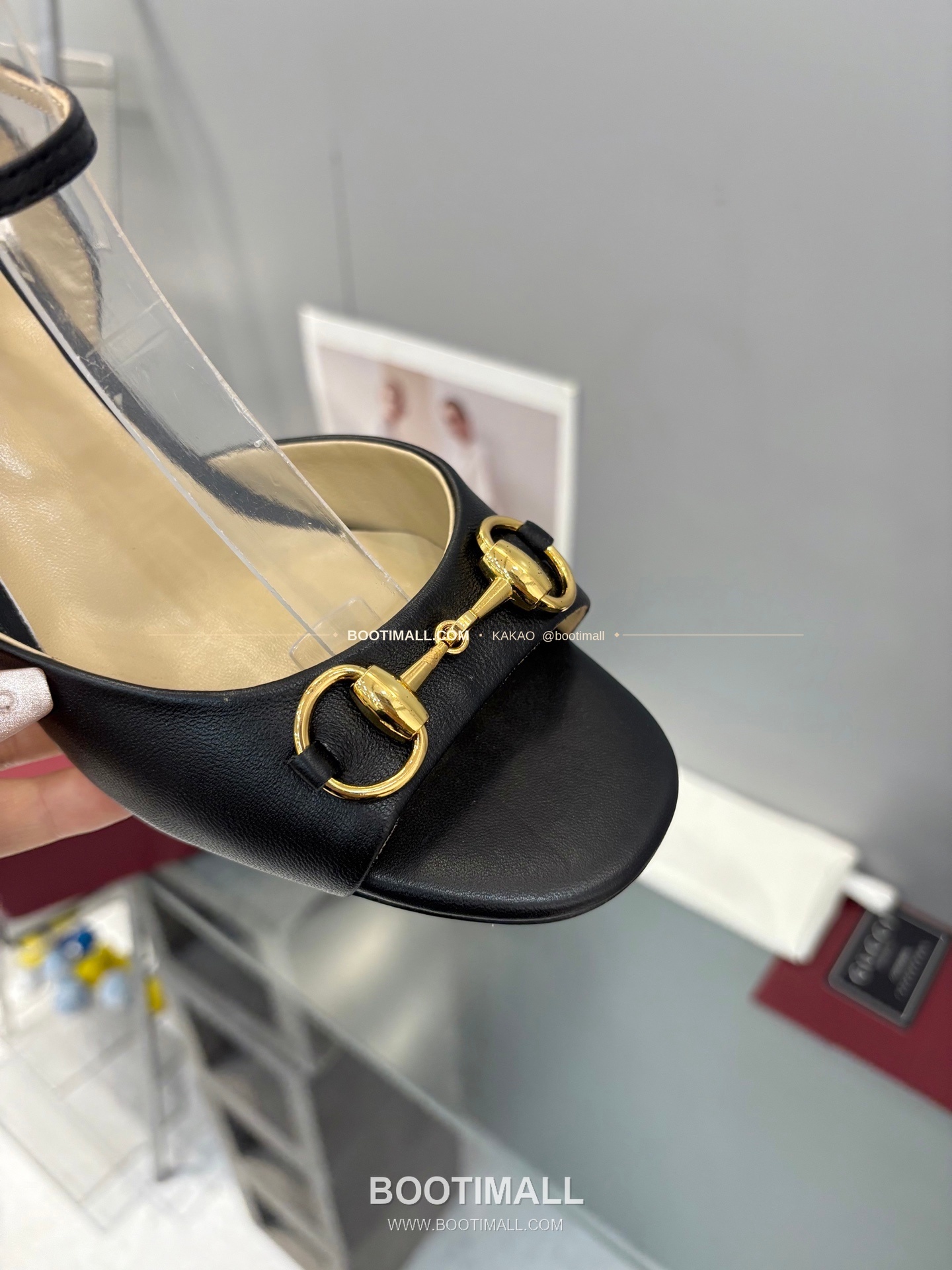 구찌 2026 양가죽 GG 메탈 스트랩 샌들 Gucci 2026 Lambskin GG Metal Strap Black Sandals 6.5cm 8