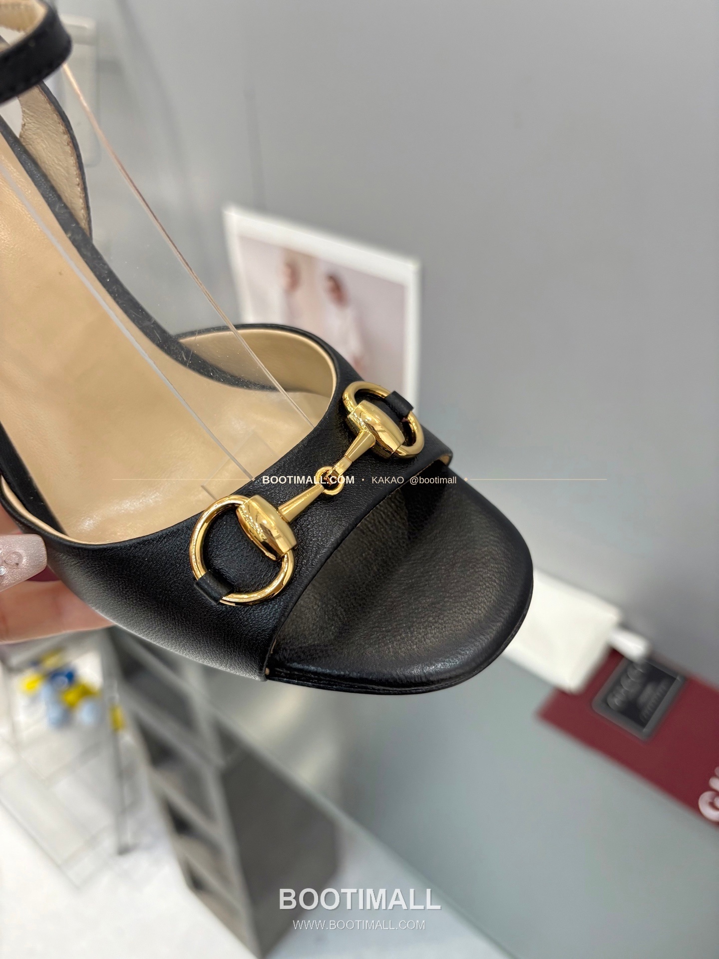 구찌 2026 양가죽 GG 메탈 스트랩 샌들 Gucci 2026 Lambskin GG Metal Strap Black Sandals 6.5cm 7