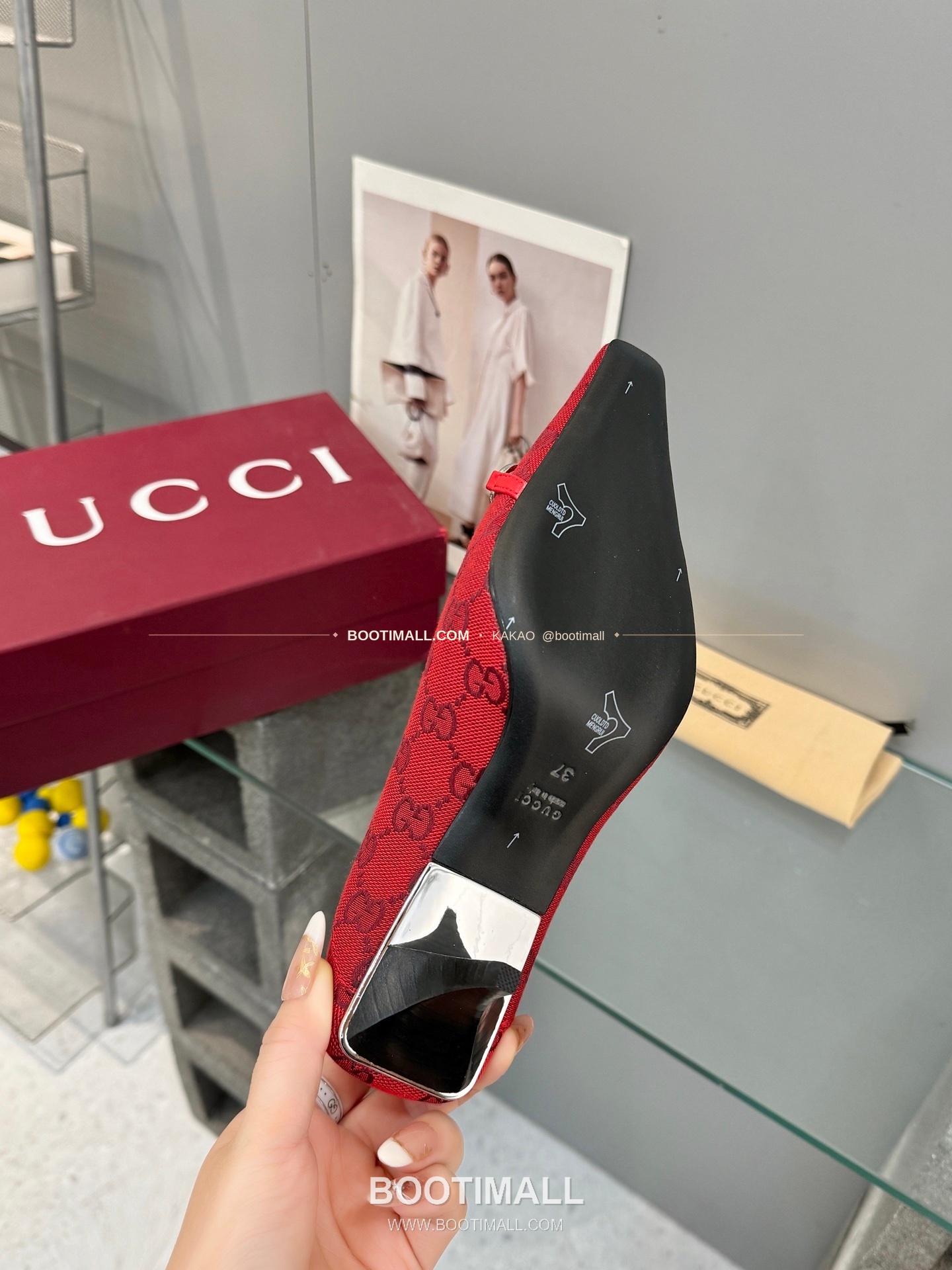 구찌 2026 레더 GG 메탈 라운드토 펌프스 Gucci 2026 Leather GG Metal Round Toe Black Pumps 5.5cm 9