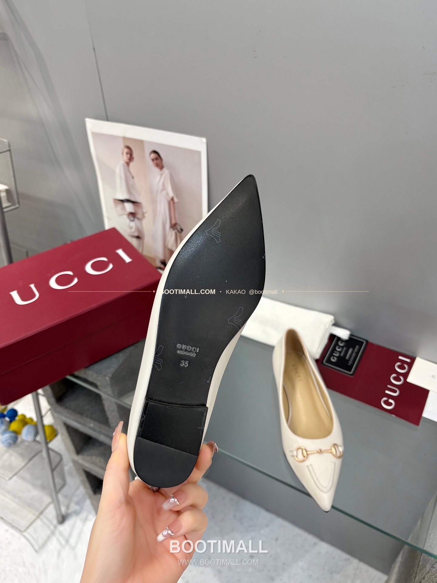 구찌 2026 양가죽 GG 메탈 라운드토 블랙 플랫 펌프스 Gucci 2026 Lambskin GG Metal Round Toe Black Flat Pumps 9