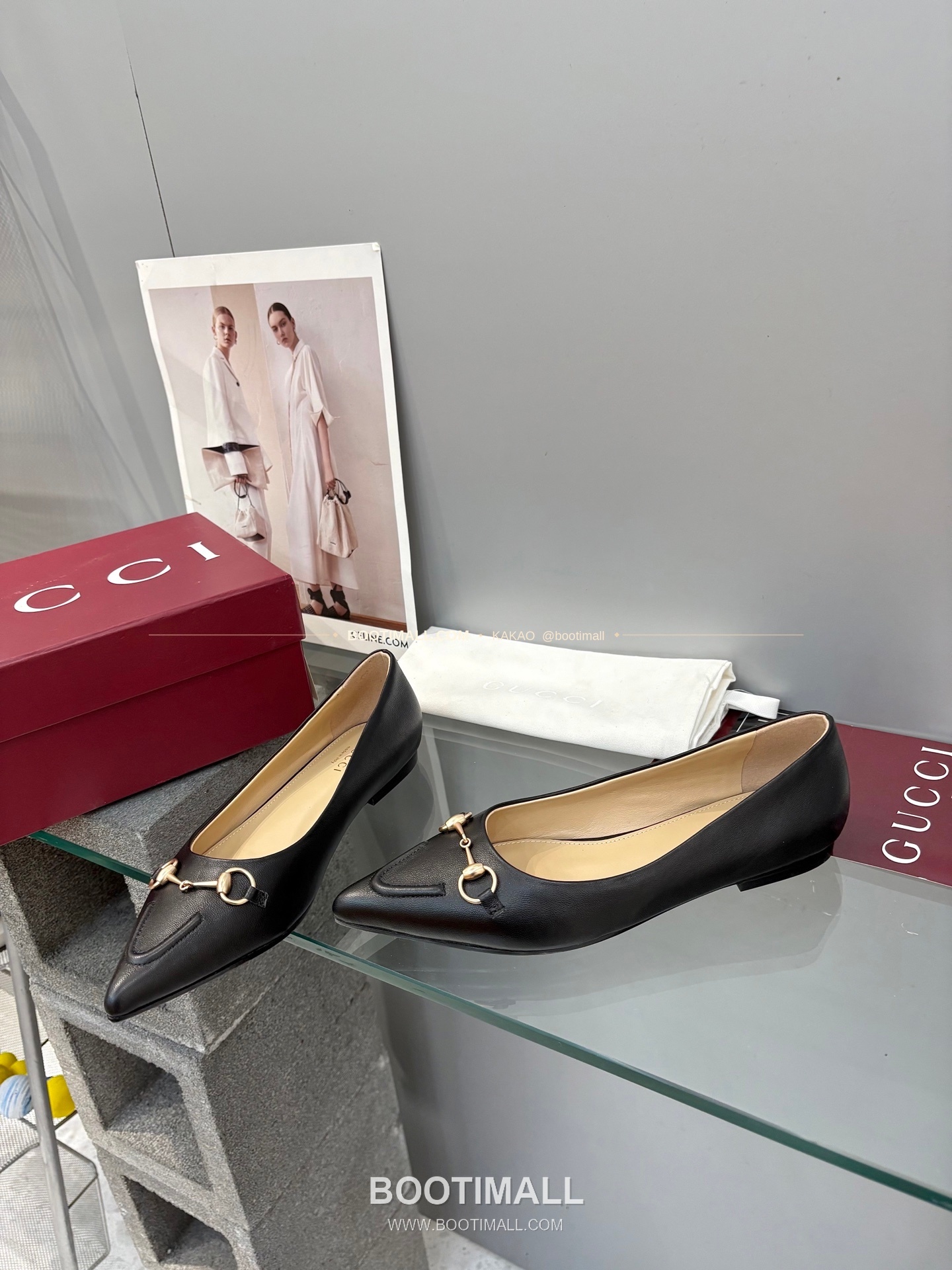 구찌 2026 양가죽 GG 메탈 라운드토 블랙 플랫 펌프스 Gucci 2026 Lambskin GG Metal Round Toe Black Flat Pumps 5