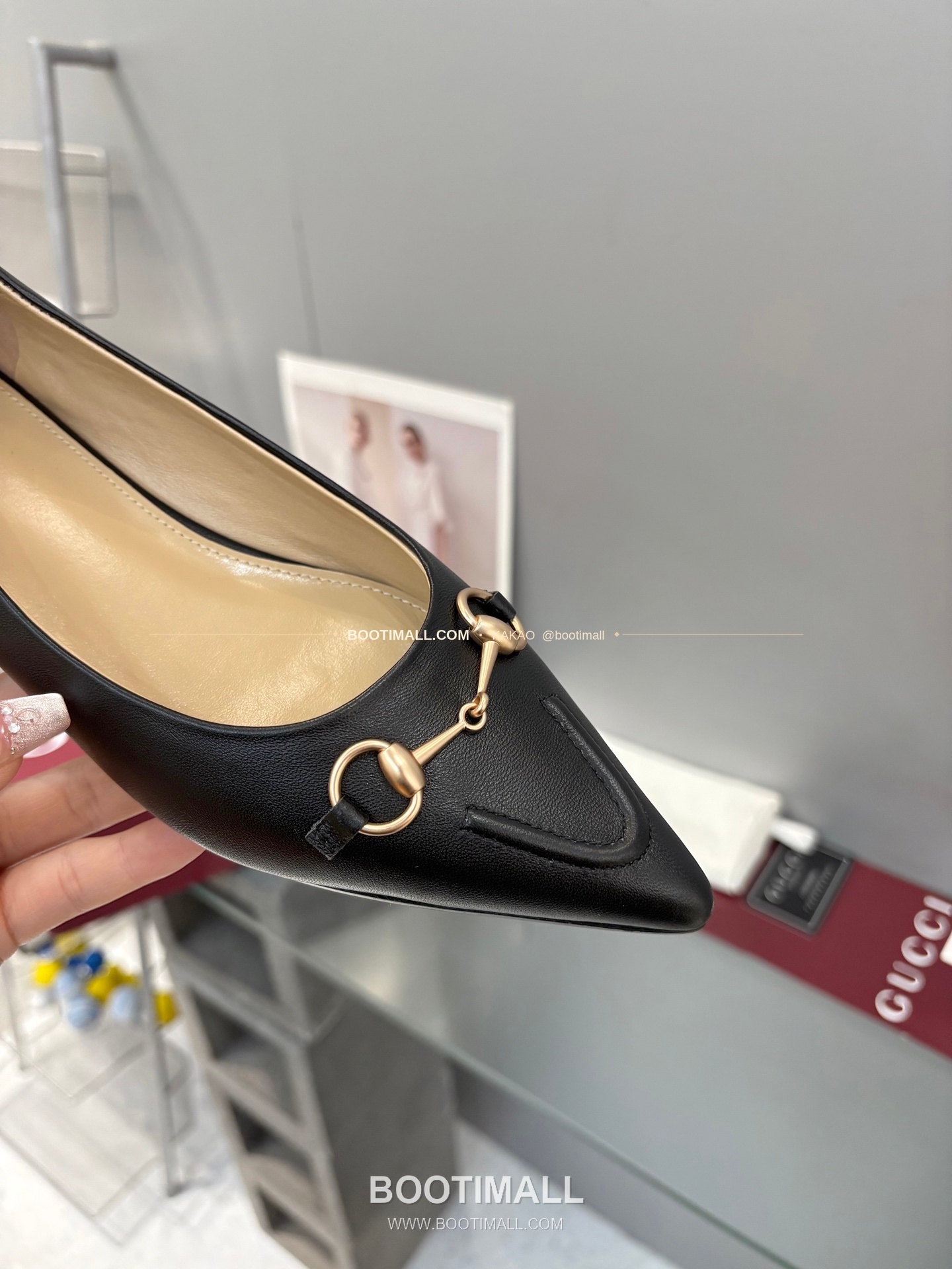 구찌 2026 양가죽 GG 메탈 라운드토 블랙 플랫 펌프스 Gucci 2026 Lambskin GG Metal Round Toe Black Flat Pumps 6