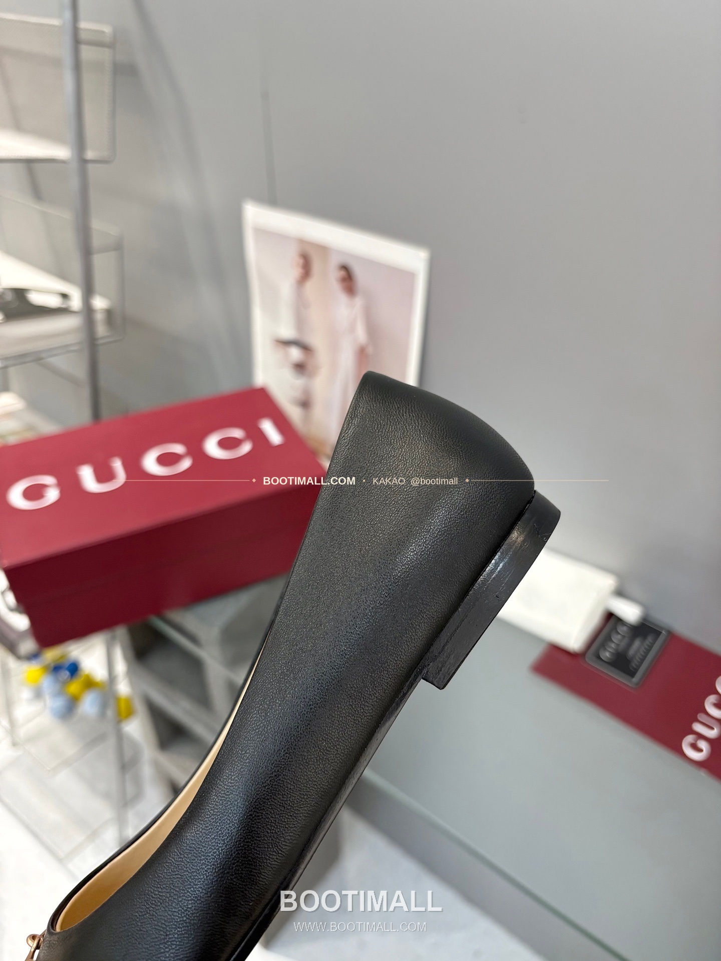 구찌 2026 양가죽 GG 메탈 라운드토 블랙 플랫 펌프스 Gucci 2026 Lambskin GG Metal Round Toe Black Flat Pumps 8