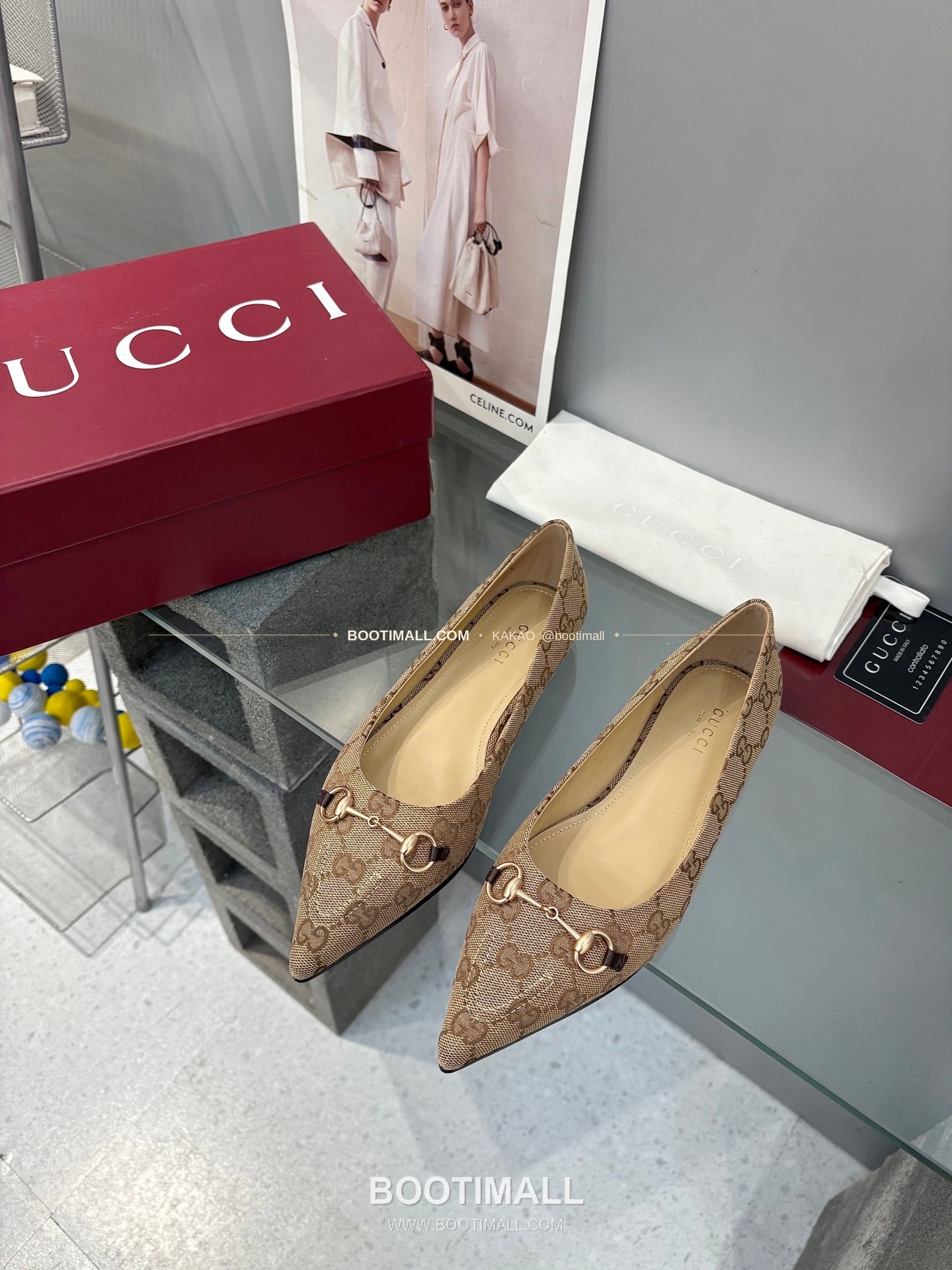 구찌 2026 양가죽 GG 메탈 라운드토 블랙 플랫 펌프스 Gucci 2026 Lambskin GG Metal Round Toe Black Flat Pumps 1