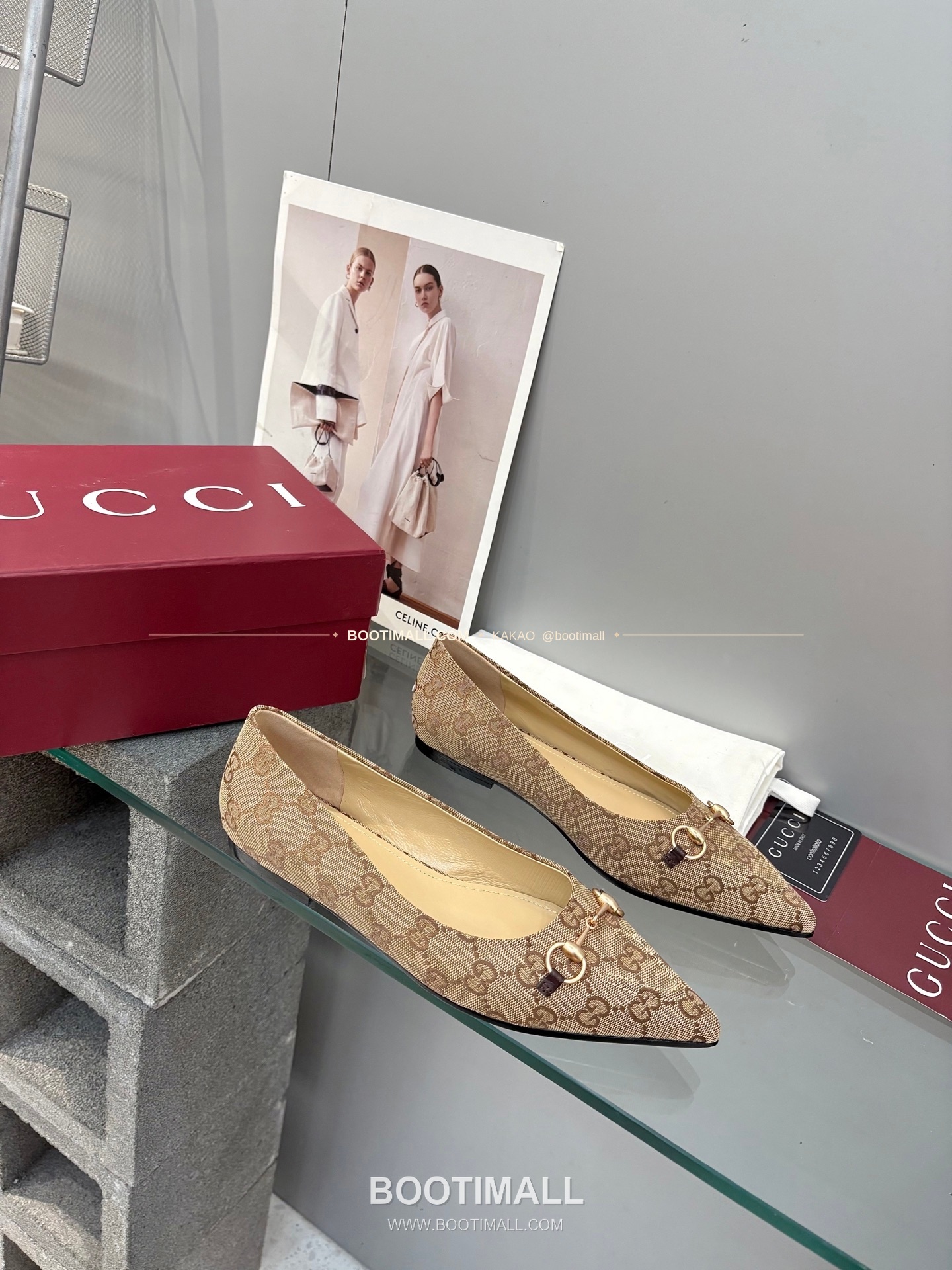 구찌 2026 양가죽 GG 메탈 라운드토 블랙 플랫 펌프스 Gucci 2026 Lambskin GG Metal Round Toe Black Flat Pumps 4