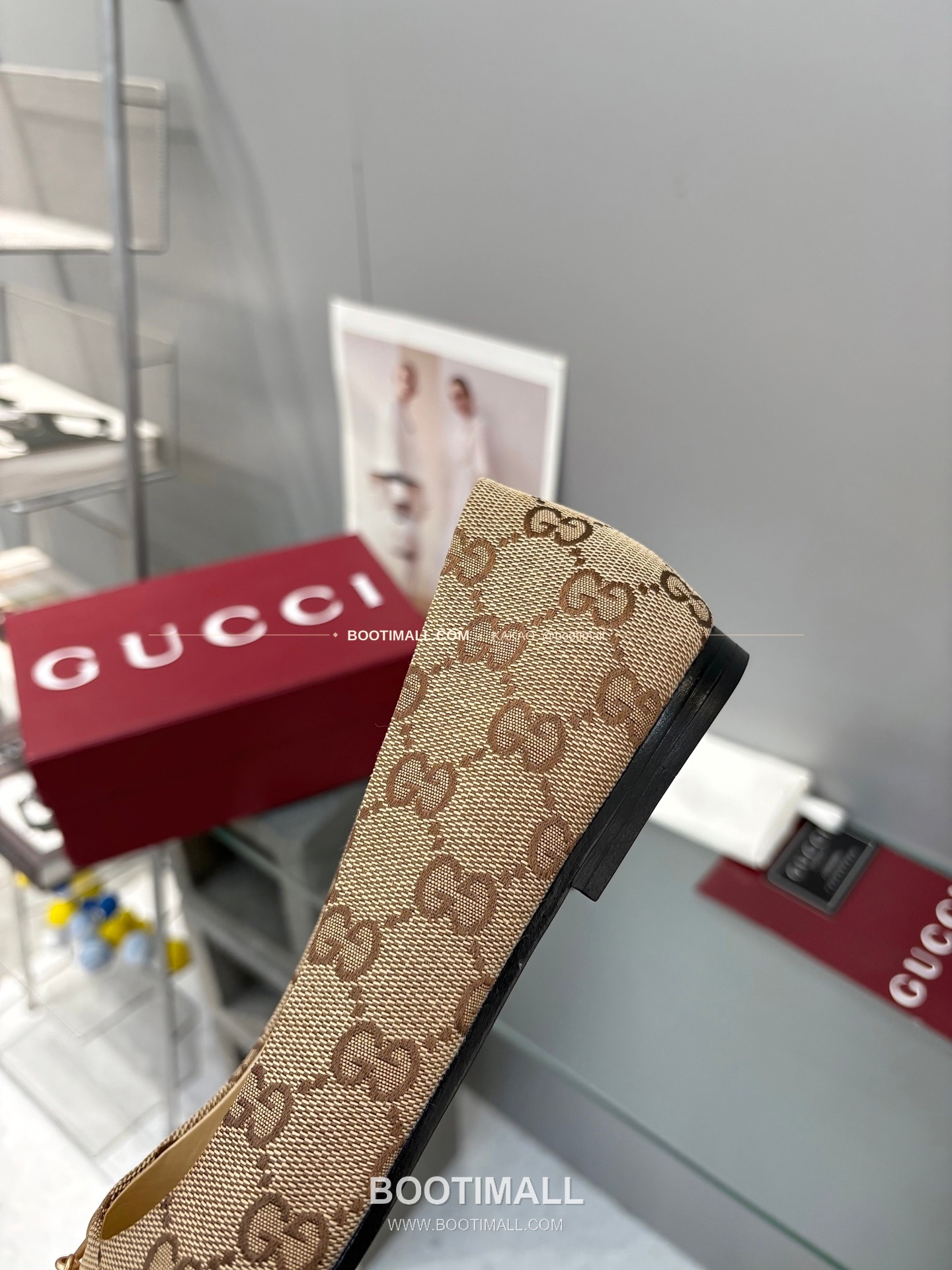 구찌 2026 양가죽 GG 메탈 라운드토 블랙 플랫 펌프스 Gucci 2026 Lambskin GG Metal Round Toe Black Flat Pumps 6