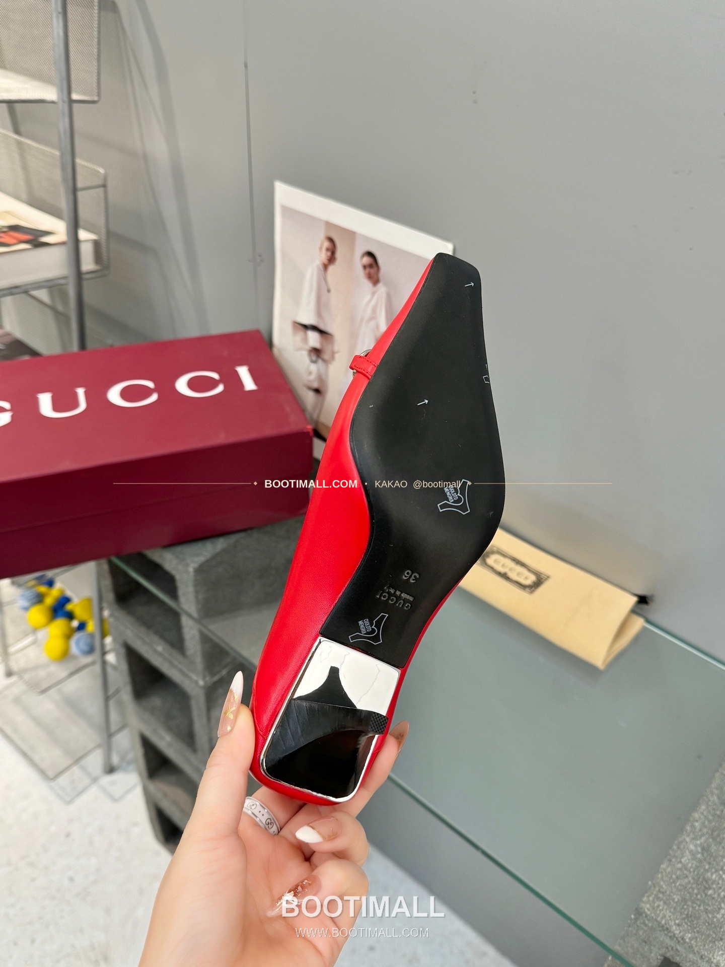 구찌 2026 레더 GG 메탈 라운드토 블랙 펌프스 Gucci 2026 Leather GG Metal Round Toe Black Pumps 5.5cm 9