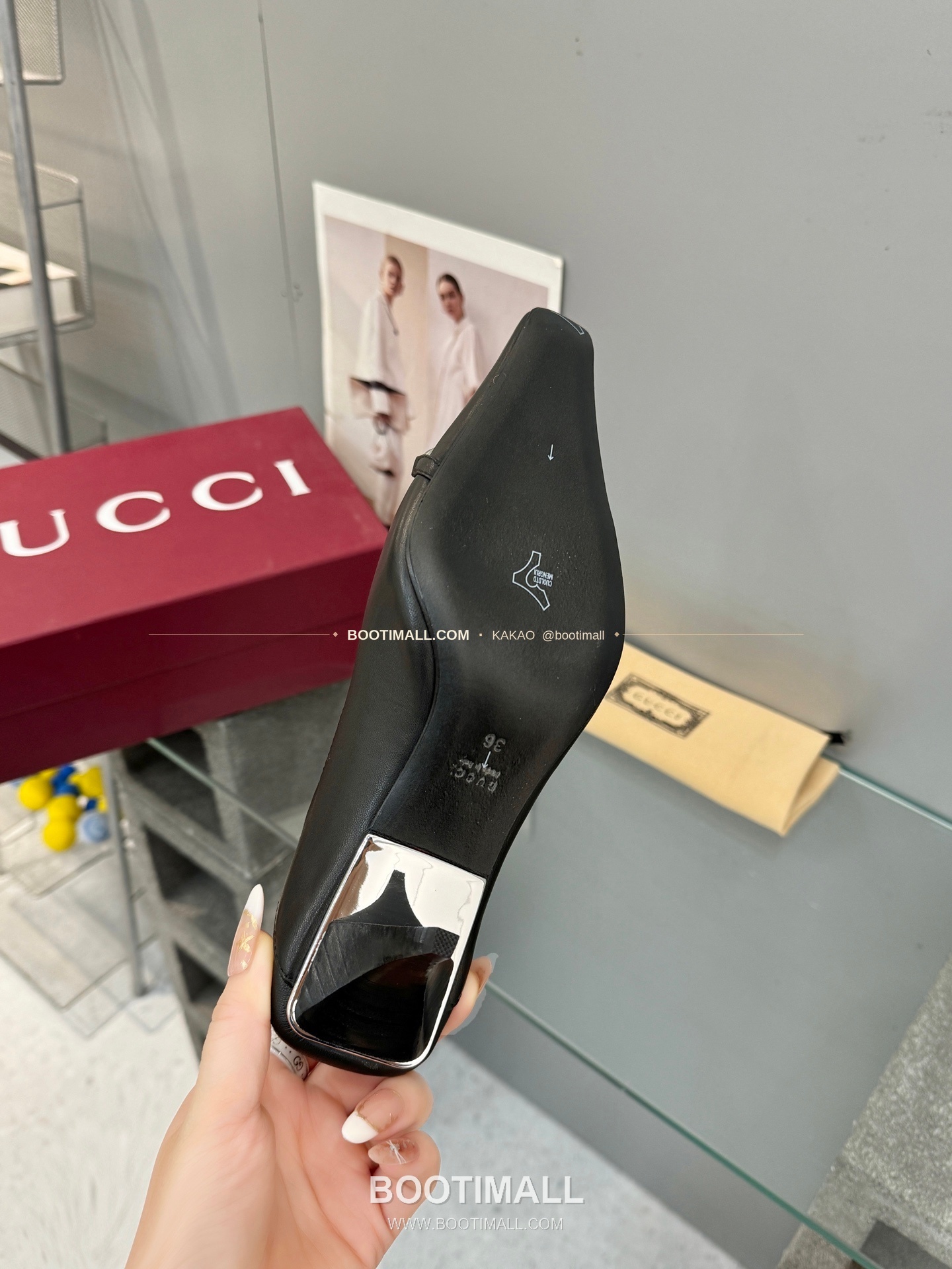 구찌 2026 레더 GG 메탈 라운드토 블랙 펌프스 Gucci 2026 Leather GG Metal Round Toe Black Pumps 5.5cm 9