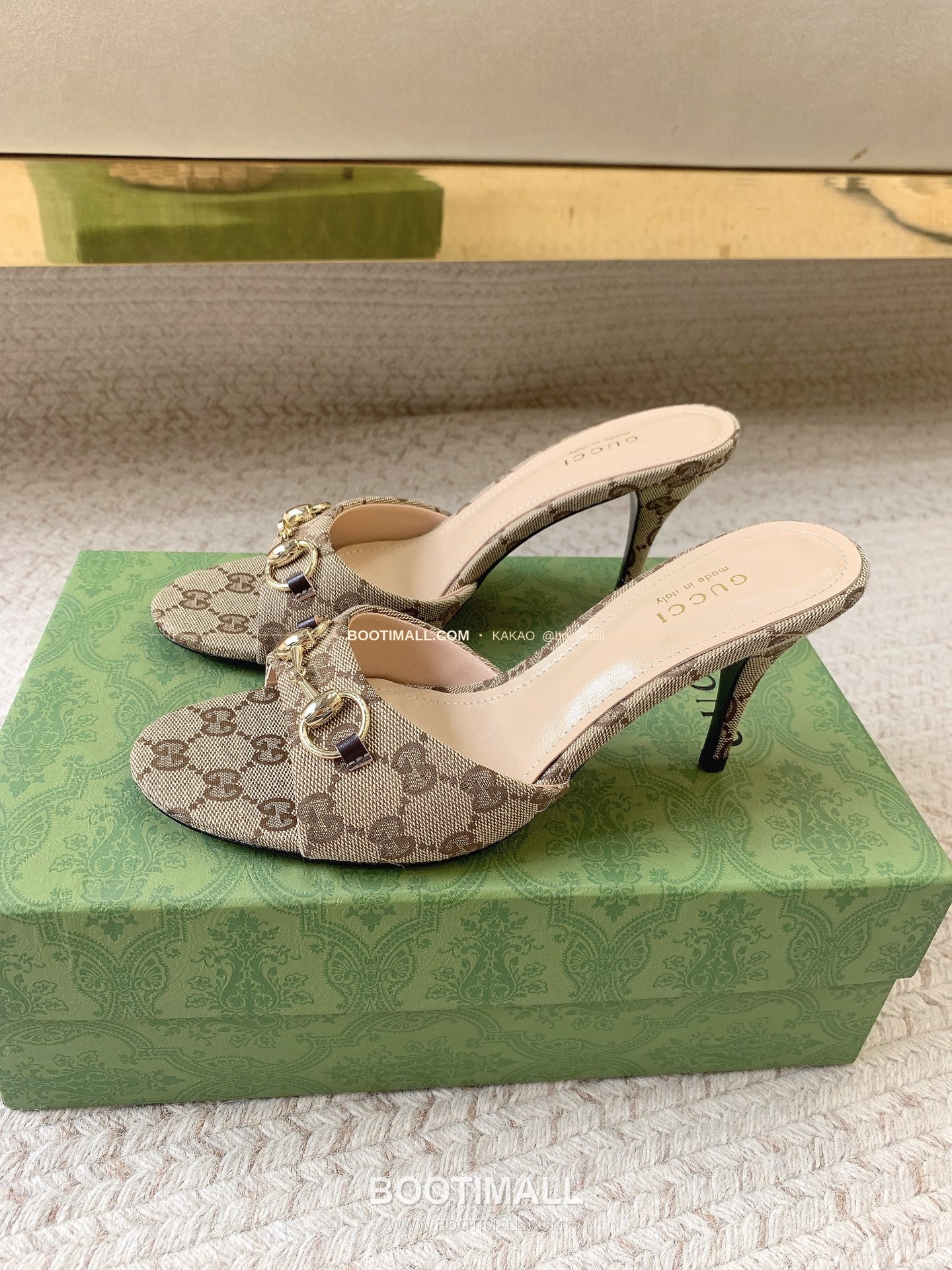 구찌 2026 GG 모노그램 호스빗 스퀘어토 블랙 뮬 샌들 Gucci 2026 GG Monogram Horsebit Square Toe Black Mule Sandals 8.5cm 2