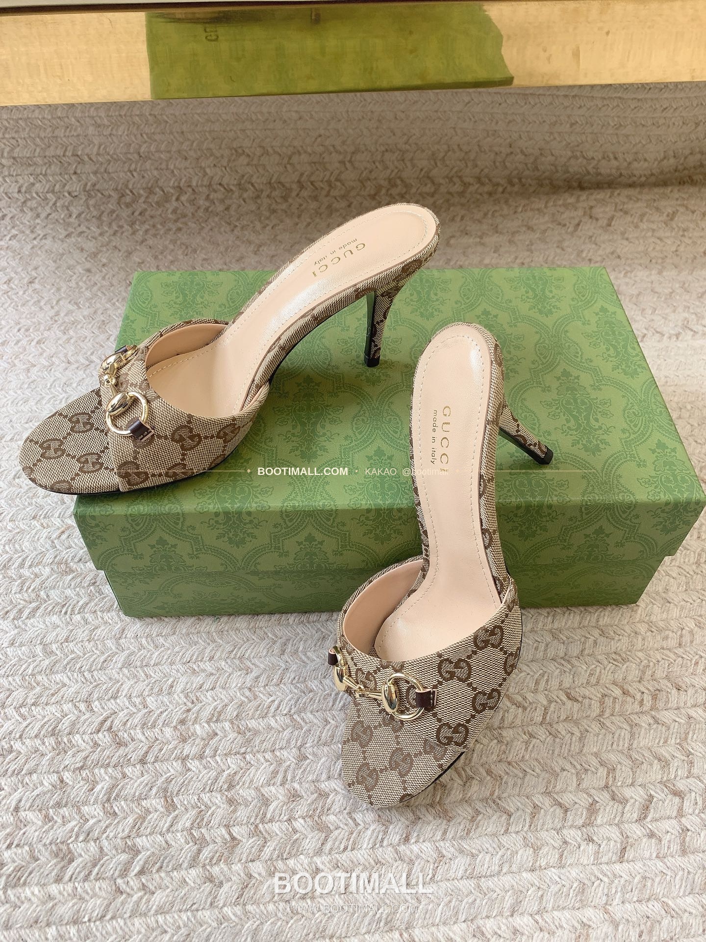 구찌 2026 GG 모노그램 호스빗 스퀘어토 블랙 뮬 샌들 Gucci 2026 GG Monogram Horsebit Square Toe Black Mule Sandals 8.5cm 3