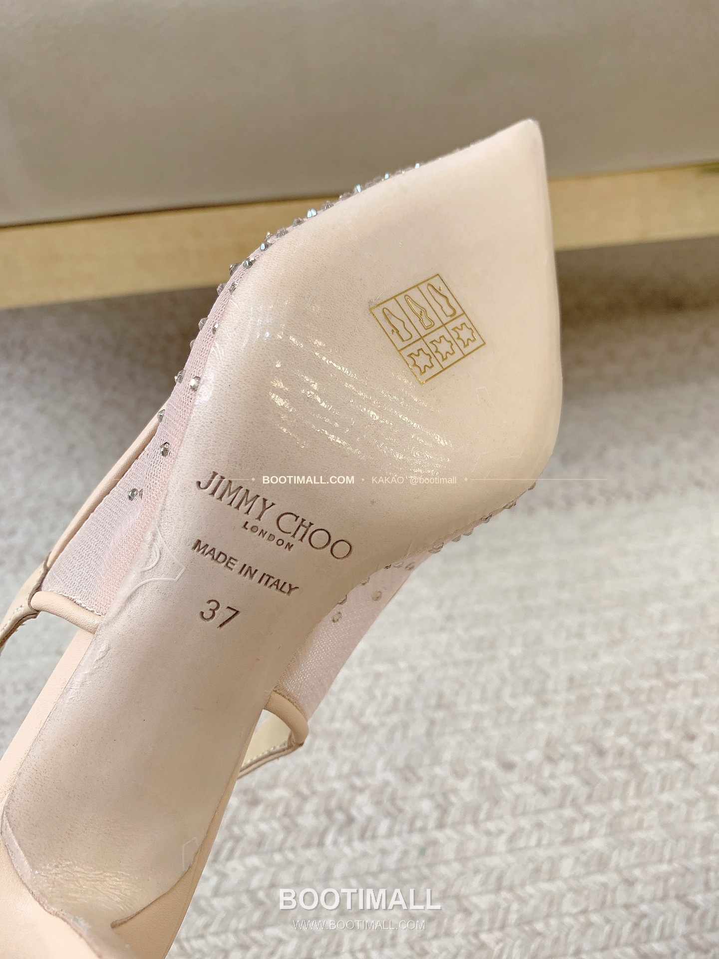 지미추 2026 크리스탈 그라데이션 포인티드토 하이힐 Jimmy Choo 2026 Crystal Gradient Pointed Toe Sandals 8