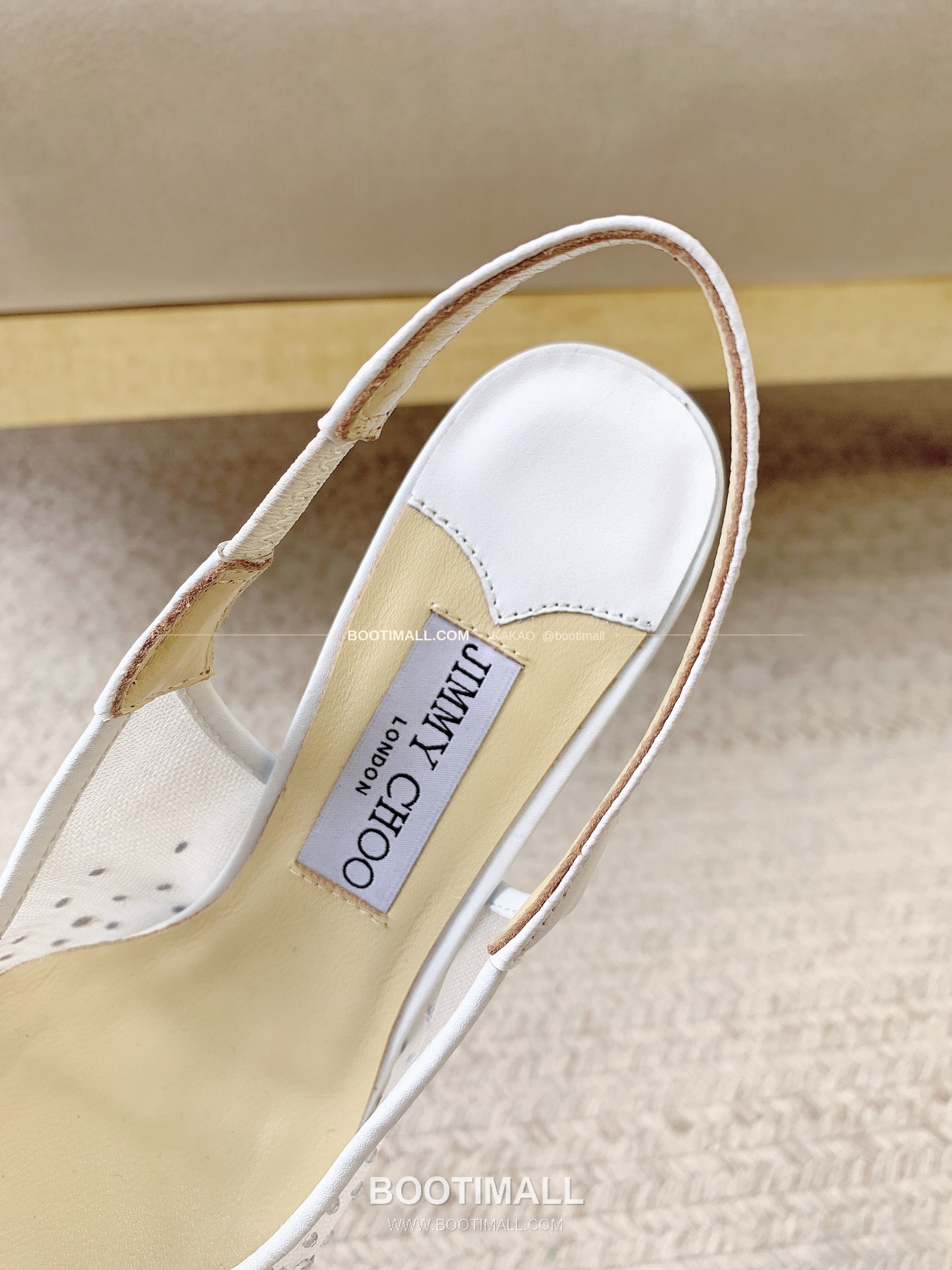 지미추 2026 크리스탈 그라데이션 포인티드토 하이힐 Jimmy Choo 2026 Crystal Gradient Pointed Toe Sandals 7