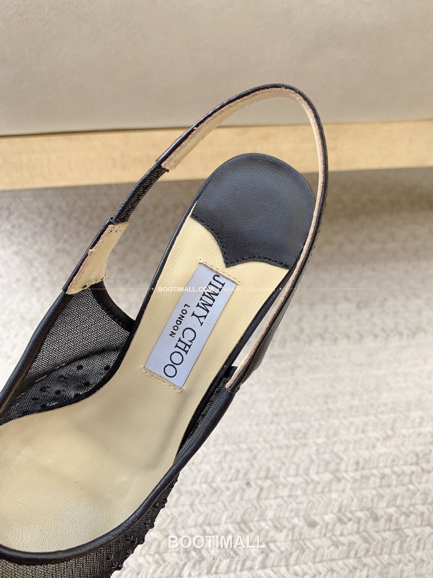 지미추 2026 크리스탈 그라데이션 포인티드토 하이힐 Jimmy Choo 2026 Crystal Gradient Pointed Toe Sandals 6