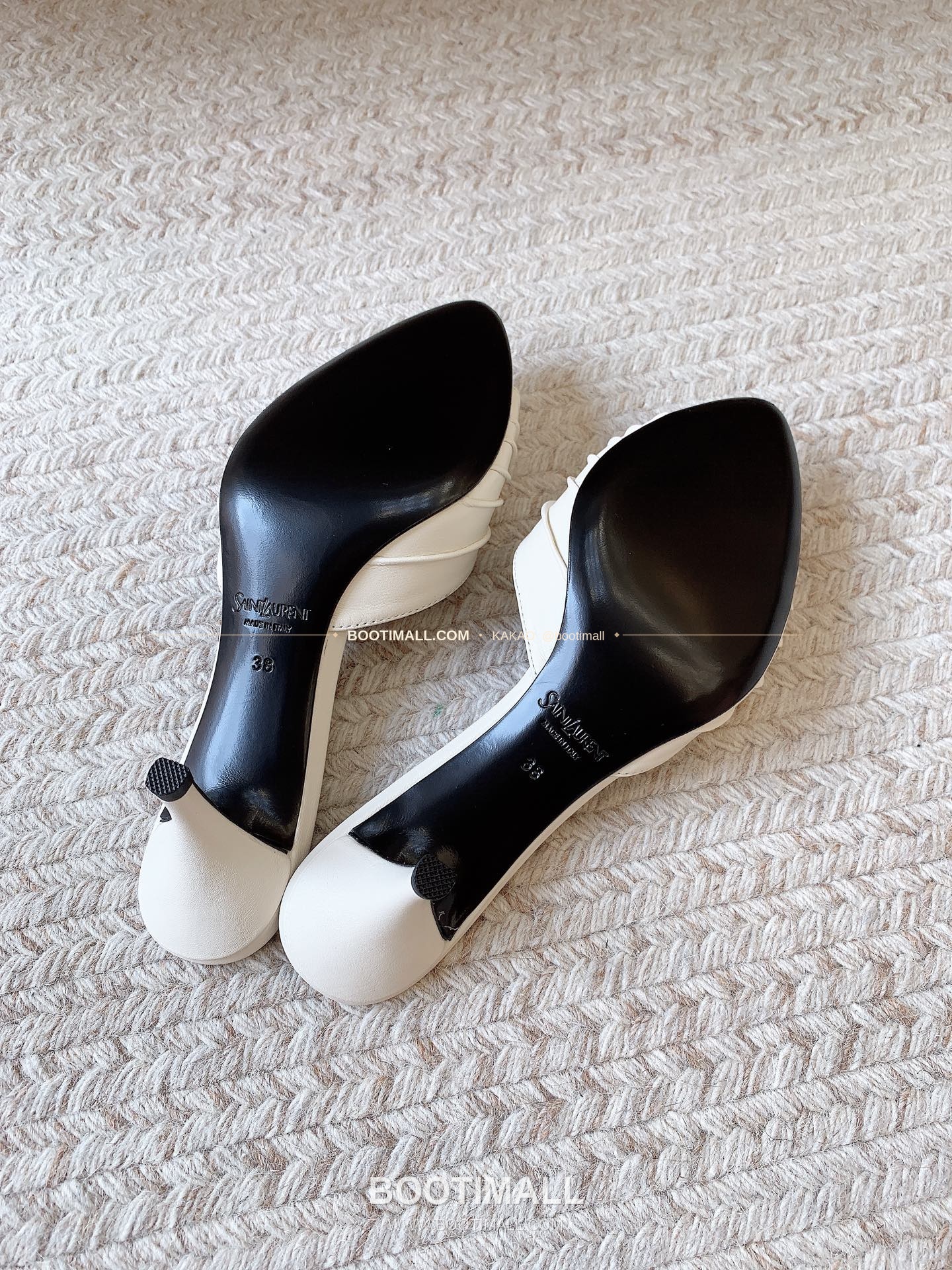 생로랑 2026 레더 YSL 메탈 플리츠 스트랩 화이트 샌들 Saint Laurent 2026 Leather YSL Metal Pleated Strap White Sandals 5