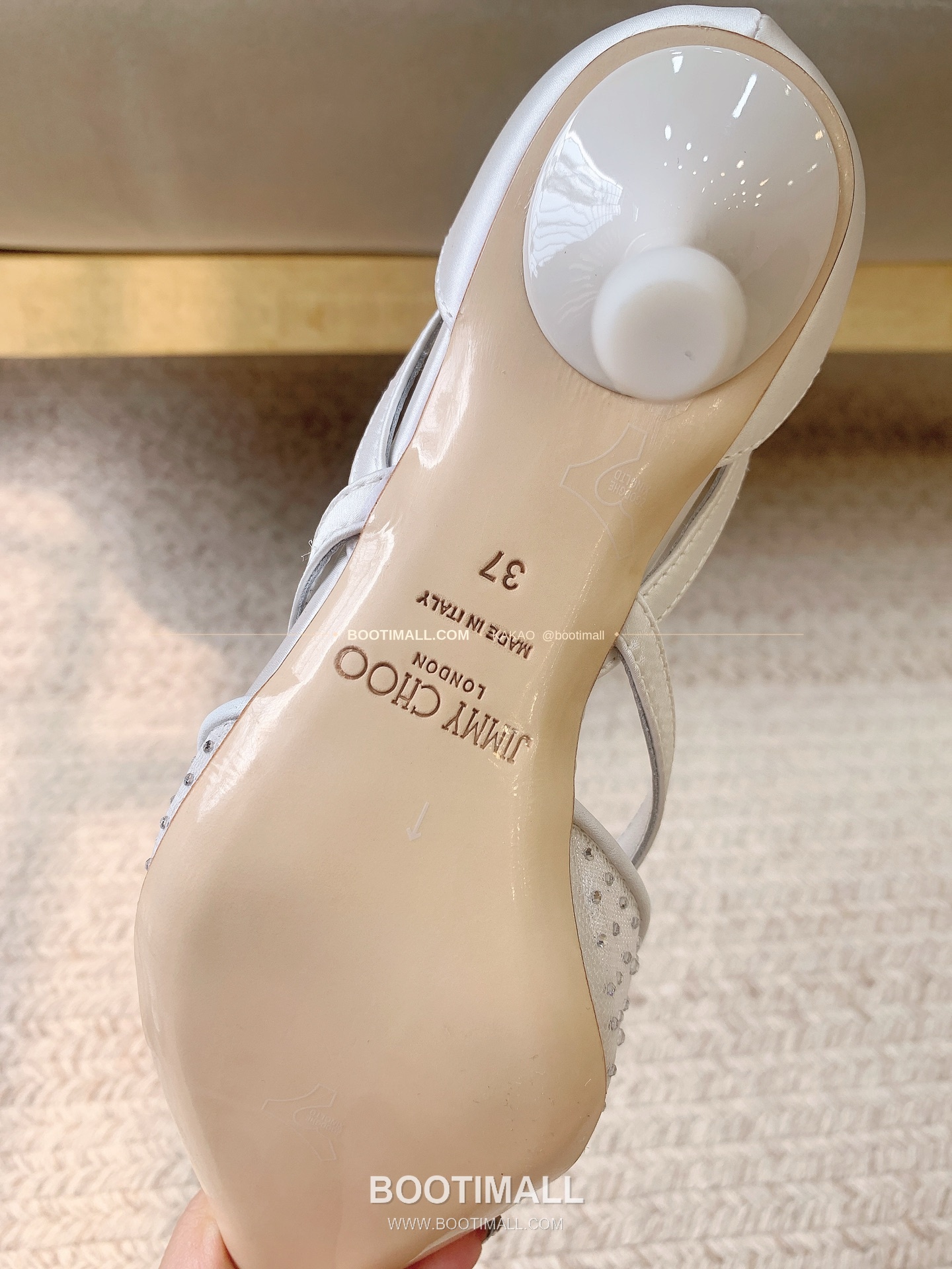 지미추 2026 메쉬 크리스탈 버클 포인티드토 블랙 샌들 Jimmy Choo 2026 Mesh Crystal Buckle Pointed Toe Black Sandals 9.5cm 8