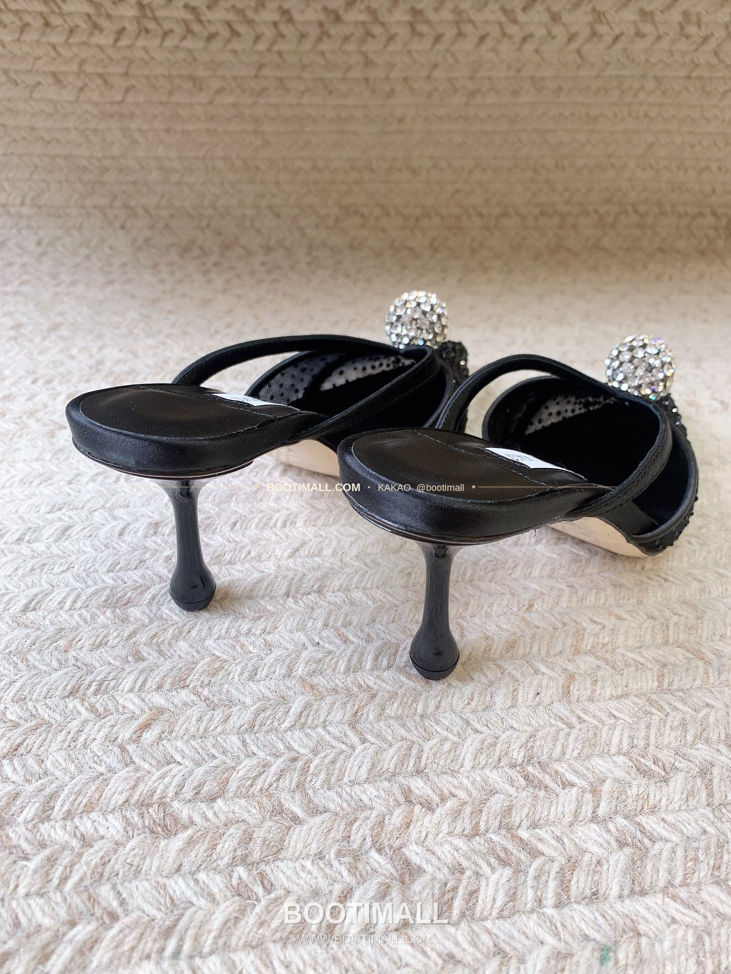 지미추 2026 메쉬 크리스탈 버클 포인티드토 블랙 샌들 Jimmy Choo 2026 Mesh Crystal Buckle Pointed Toe Black Sandals 9.5cm 3