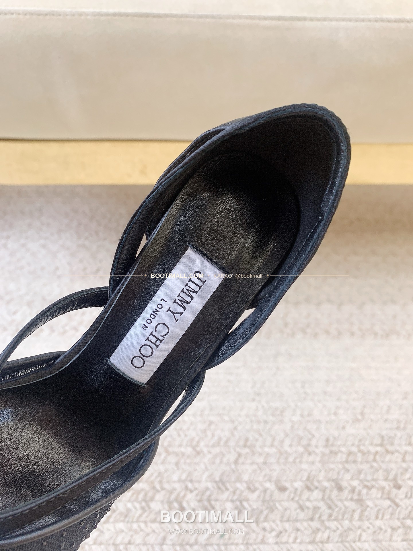 지미추 2026 메쉬 크리스탈 버클 포인티드토 블랙 뮬 샌들 Jimmy Choo 2026 Mesh Crystal Buckle Pointed Toe Black Mule Sandals 7cm 6