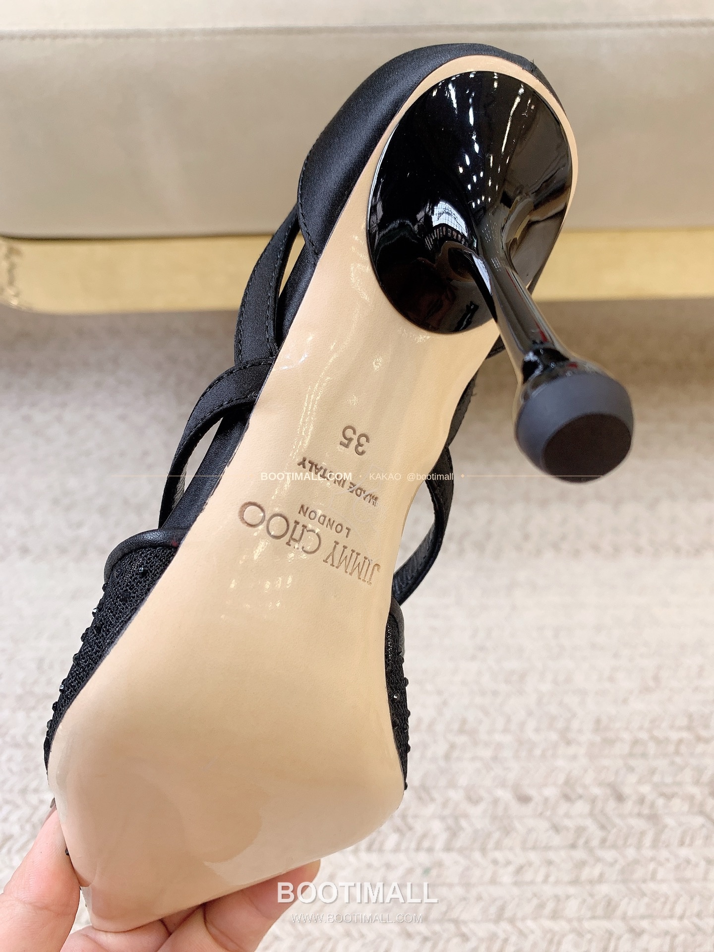 지미추 2026 메쉬 크리스탈 버클 포인티드토 블랙 뮬 샌들 Jimmy Choo 2026 Mesh Crystal Buckle Pointed Toe Black Mule Sandals 7cm 8