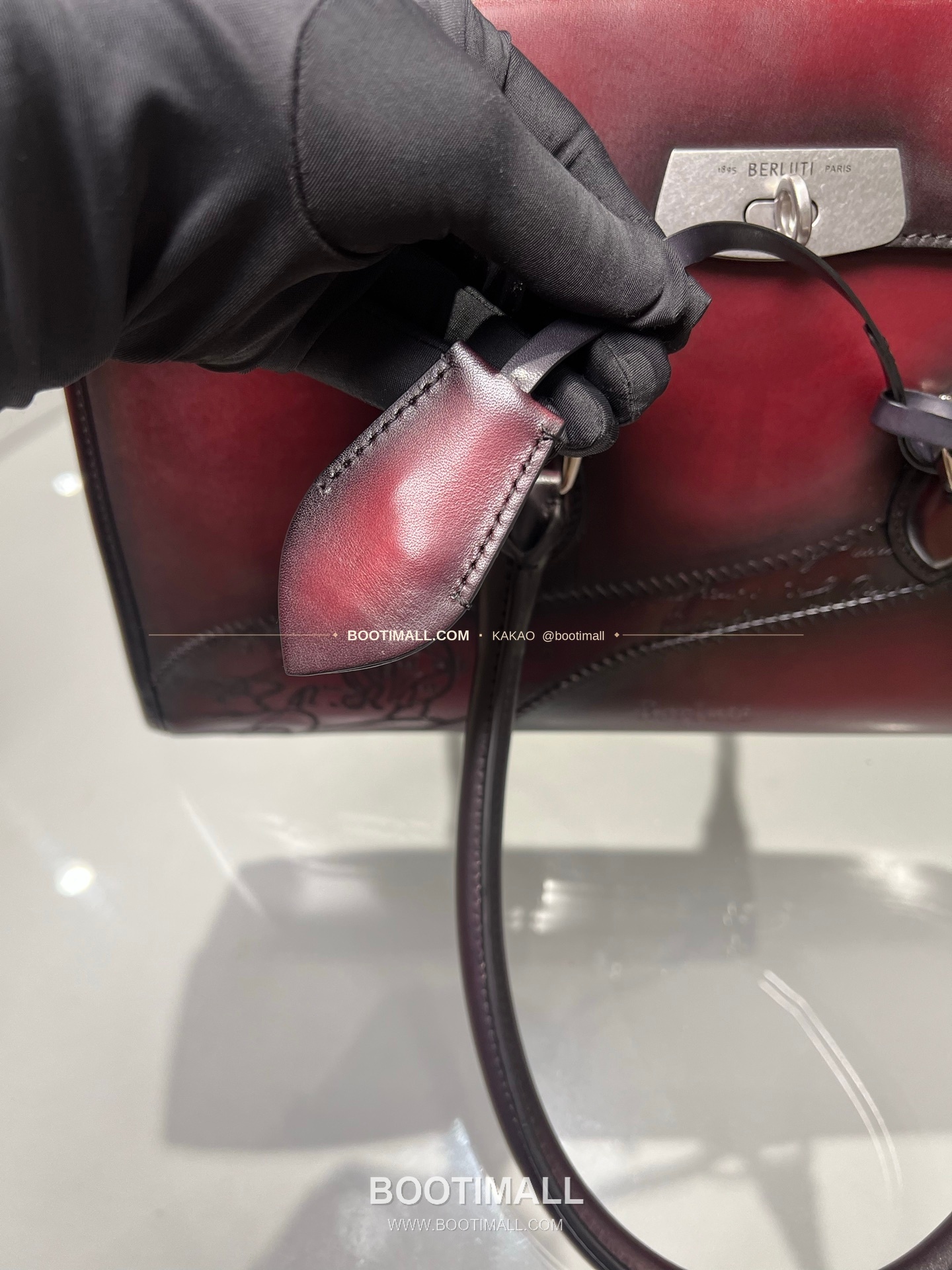 벨루티 파티나 카프스킨 수공 컬러링 패널 브리프케이스 Berluti Patina Calfskin Hand Colored Panel Briefcase 42cm 10