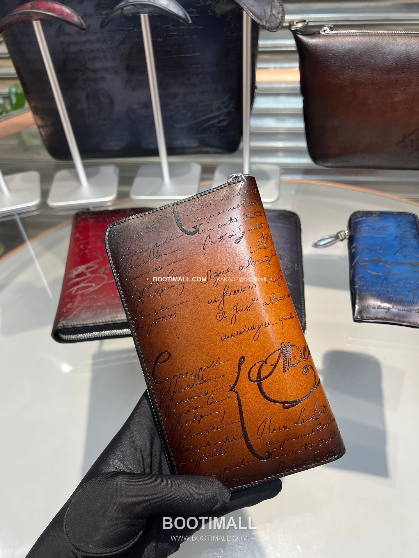 벨루티 파티나 카프스킨 수공 컬러링 롱 지퍼 지갑 Berluti Patina Calfskin Hand Colored Long Zip Wallet 19.5cm 2