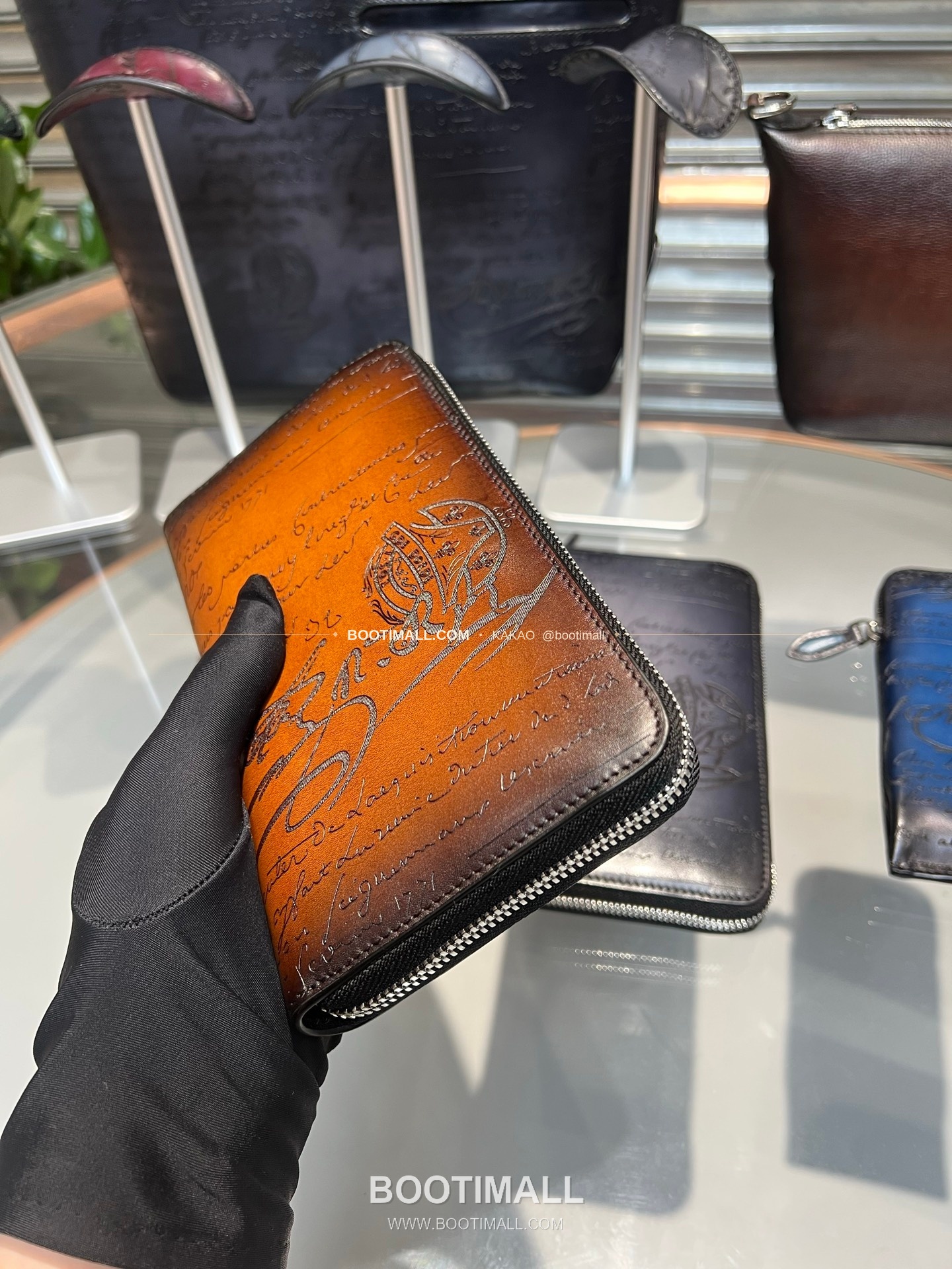 벨루티 파티나 카프스킨 수공 컬러링 롱 지퍼 지갑 Berluti Patina Calfskin Hand Colored Long Zip Wallet 19.5cm 4