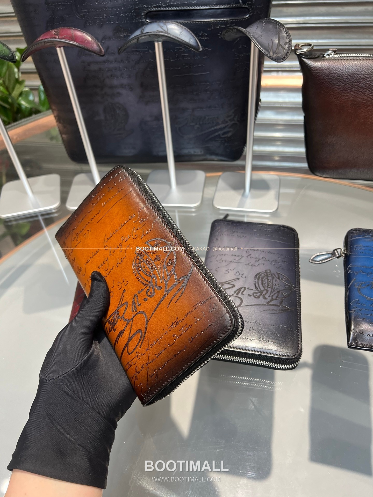 벨루티 파티나 카프스킨 수공 컬러링 롱 지퍼 지갑 Berluti Patina Calfskin Hand Colored Long Zip Wallet 19.5cm 5