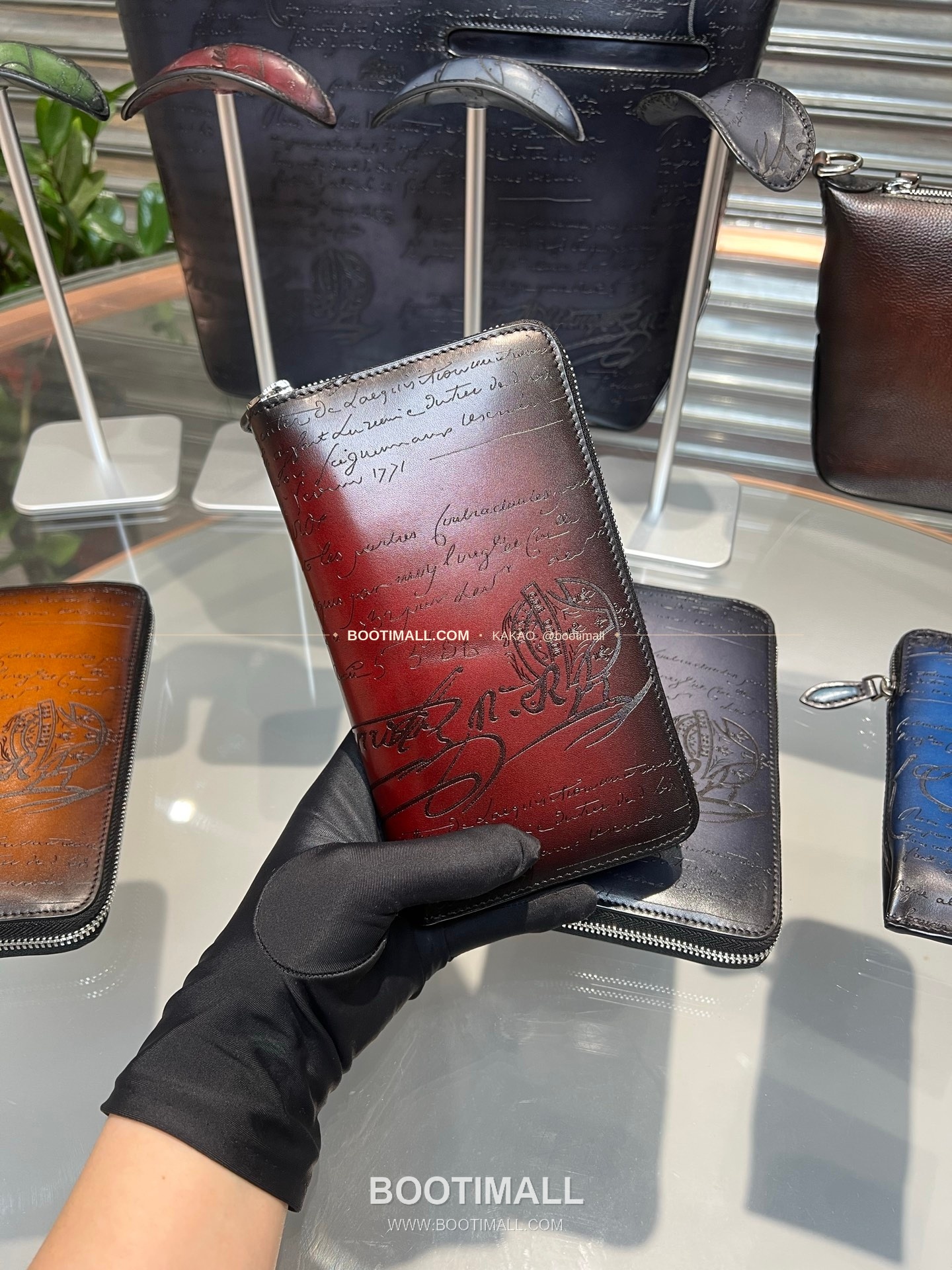 벨루티 파티나 카프스킨 수공 컬러링 롱 지퍼 지갑 Berluti Patina Calfskin Hand Colored Long Zip Wallet 19.5cm 1