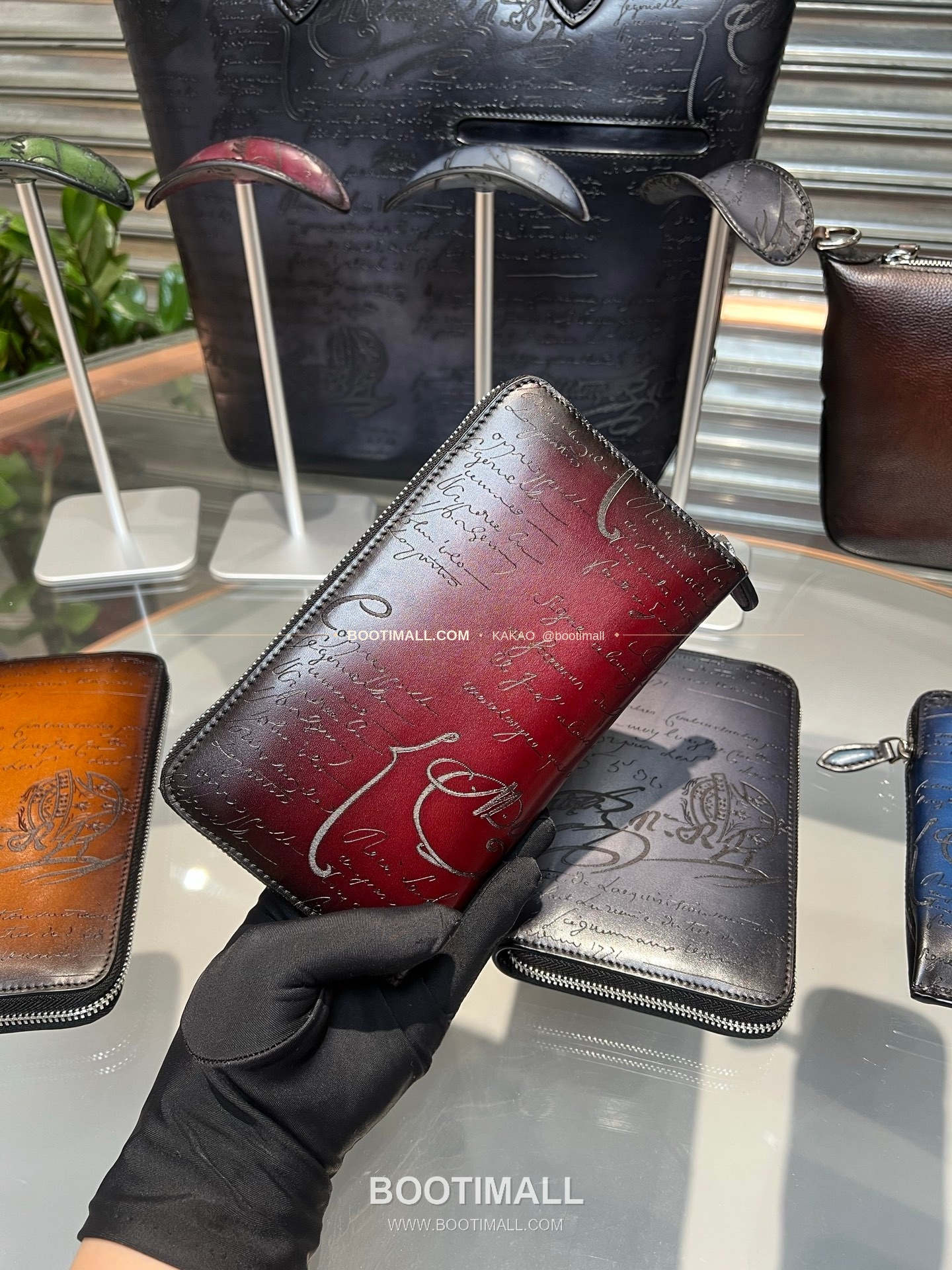 벨루티 파티나 카프스킨 수공 컬러링 롱 지퍼 지갑 Berluti Patina Calfskin Hand Colored Long Zip Wallet 19.5cm 2