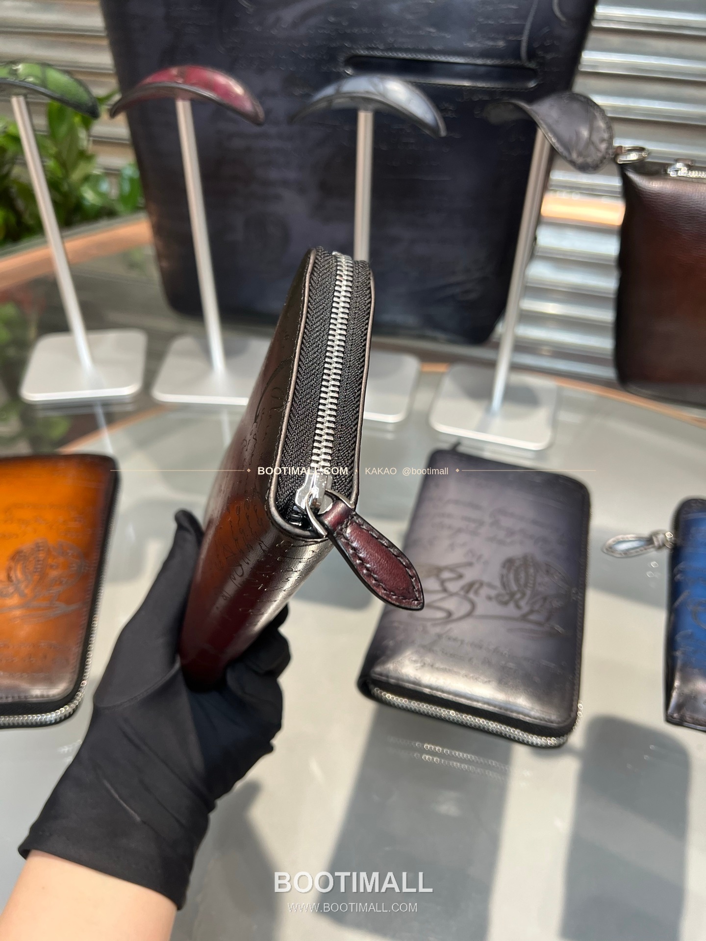 벨루티 파티나 카프스킨 수공 컬러링 롱 지퍼 지갑 Berluti Patina Calfskin Hand Colored Long Zip Wallet 19.5cm 6