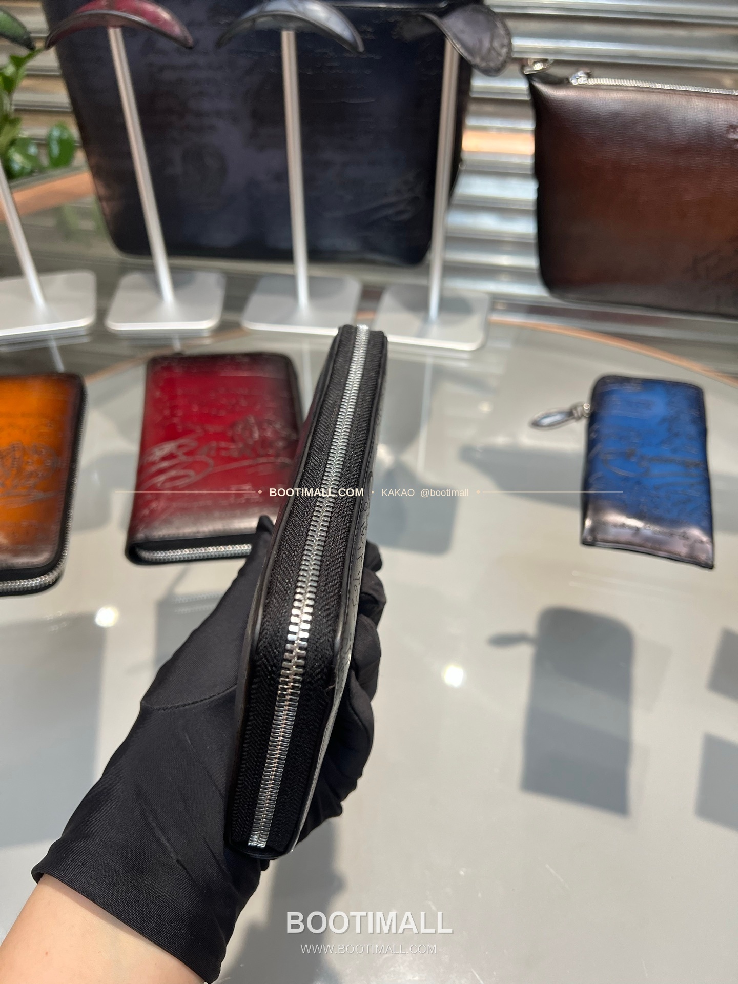 벨루티 파티나 카프스킨 수공 컬러링 롱 지퍼 지갑 Berluti Patina Calfskin Hand Colored Long Zip Wallet 19.5cm 7