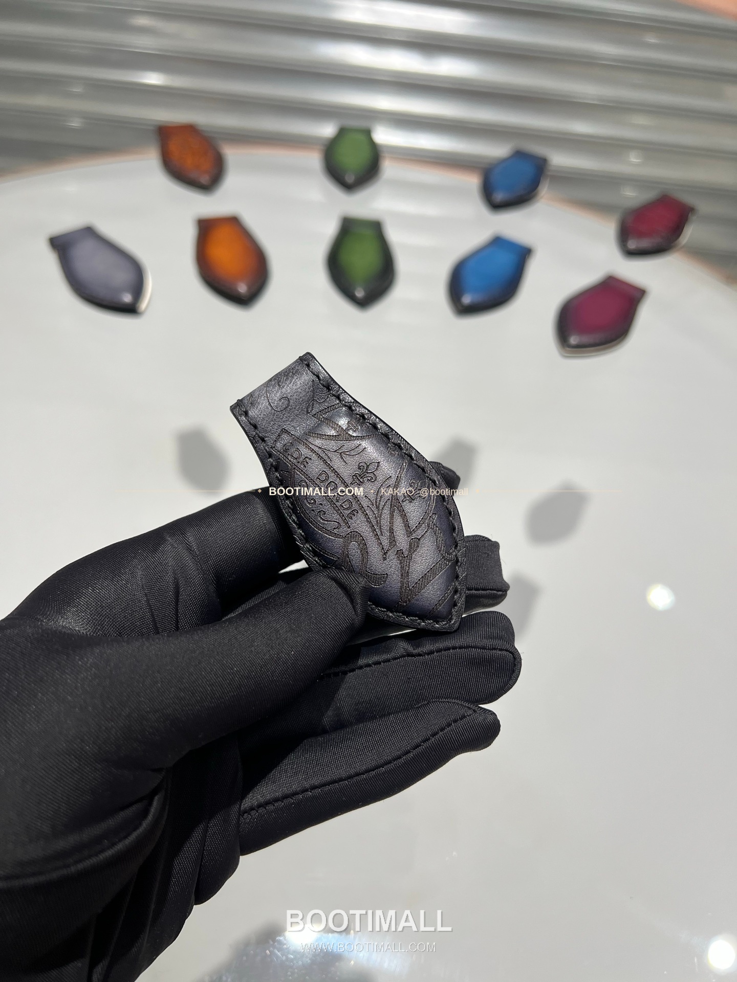 벨루티 파티나 카프스킨 수공 컬러링 머니 클립 Berluti Patina Calfskin Hand Colored Money Clip 14.6cm 2