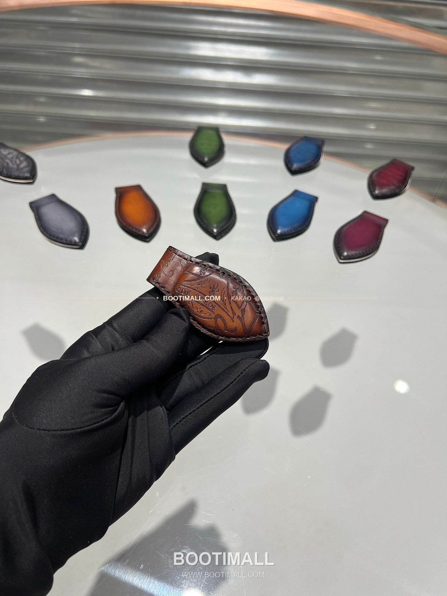 벨루티 파티나 카프스킨 수공 컬러링 머니 클립 Berluti Patina Calfskin Hand Colored Money Clip 14.6cm 4