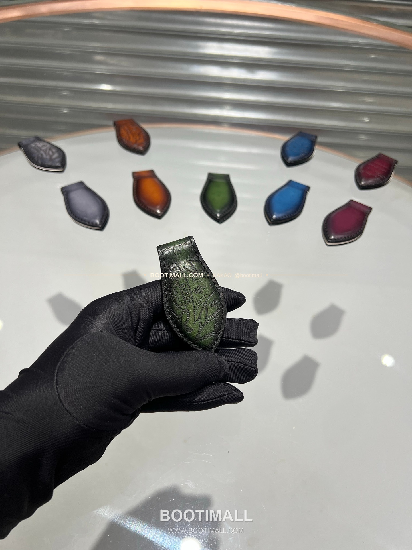 벨루티 파티나 카프스킨 수공 컬러링 머니 클립 Berluti Patina Calfskin Hand Colored Money Clip 14.6cm 6