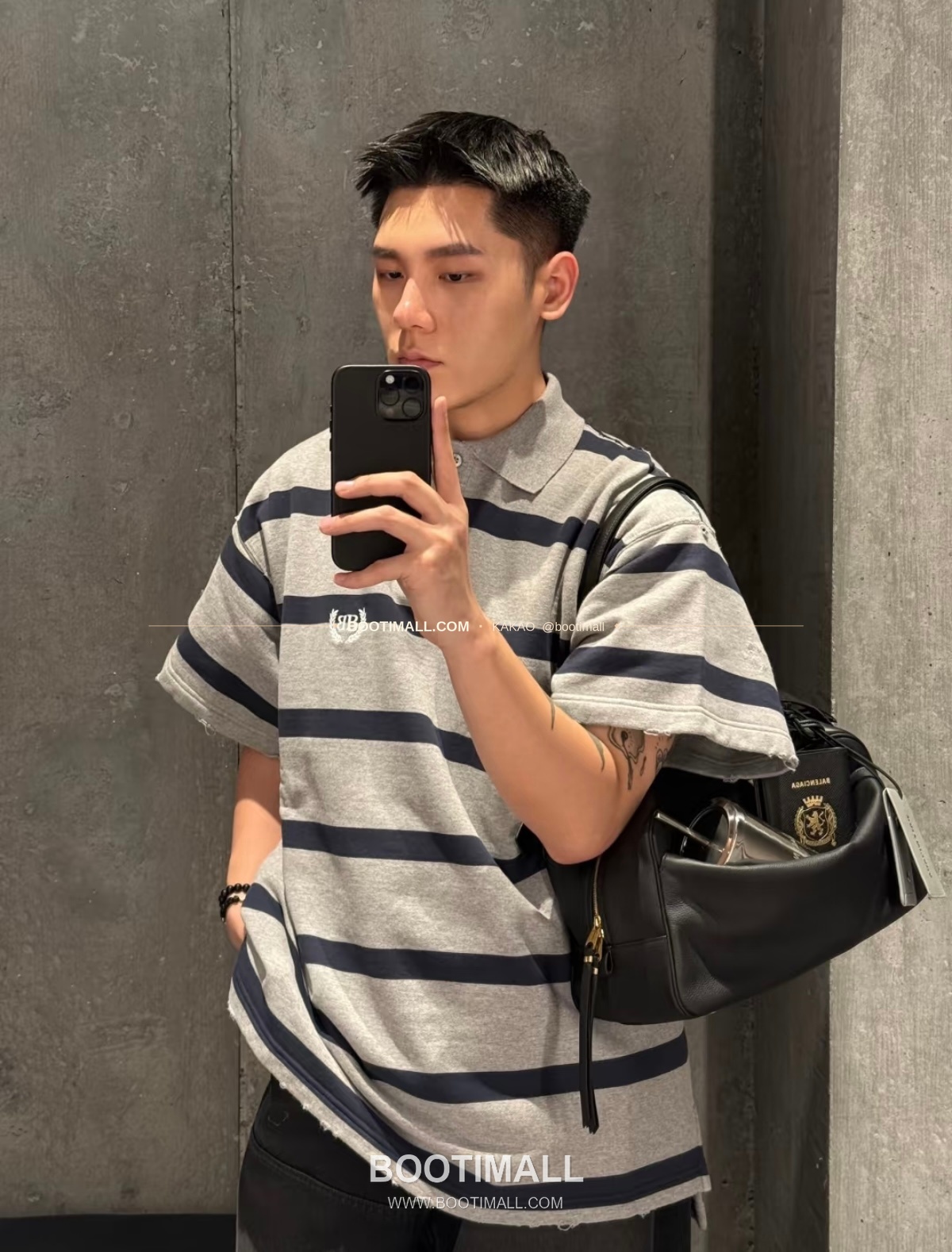 발렌시아가 캐리 볼링 라지 레더 블랙 토트백 Balenciaga Carrie Bowling Large Leather Black Tote Bag 8329201280 36cm 1