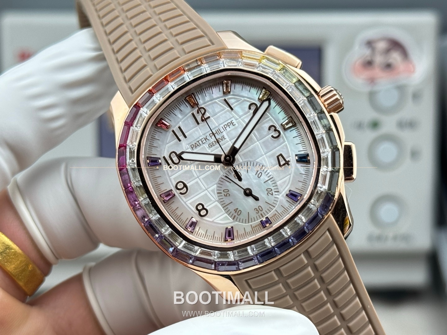 파텍필립 아쿠아넛 루체 로즈골드 레인보우 다이아 크로노그래프 오토매틱 Patek Philippe Aquanaut Luce Rose Gold Rainbow Diamond Chronograph Automatic 7968 39.9mm 2