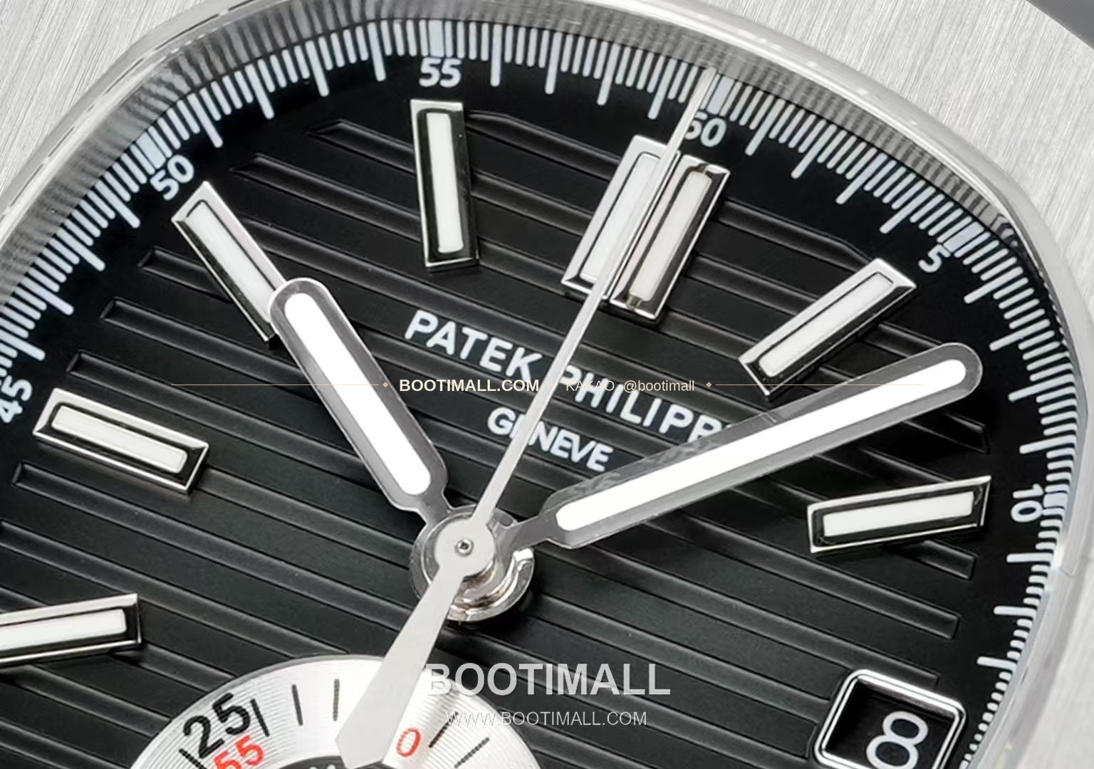 파텍필립 노틸러스 스틸 블루다이얼 크로노그래프 오토매틱 Patek Philippe Nautilus Steel Blue Dial Chronograph Automatic 5980 40.5mm 2