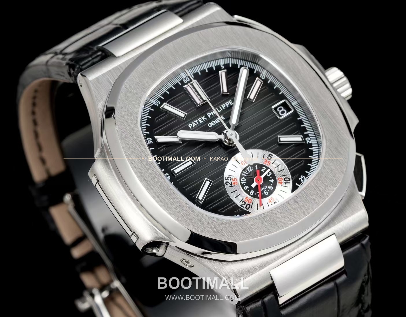 파텍필립 노틸러스 스틸 블루다이얼 크로노그래프 오토매틱 Patek Philippe Nautilus Steel Blue Dial Chronograph Automatic 5980 40.5mm 5